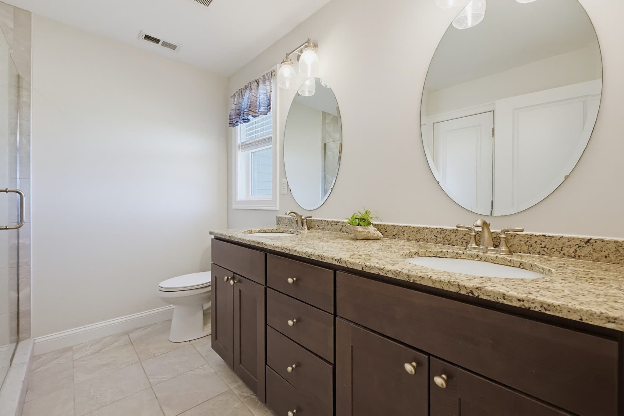 Condominium at 1216 Hazelwood Way # 0, Clinton MA 01510, Clinton, photo 11 of 25