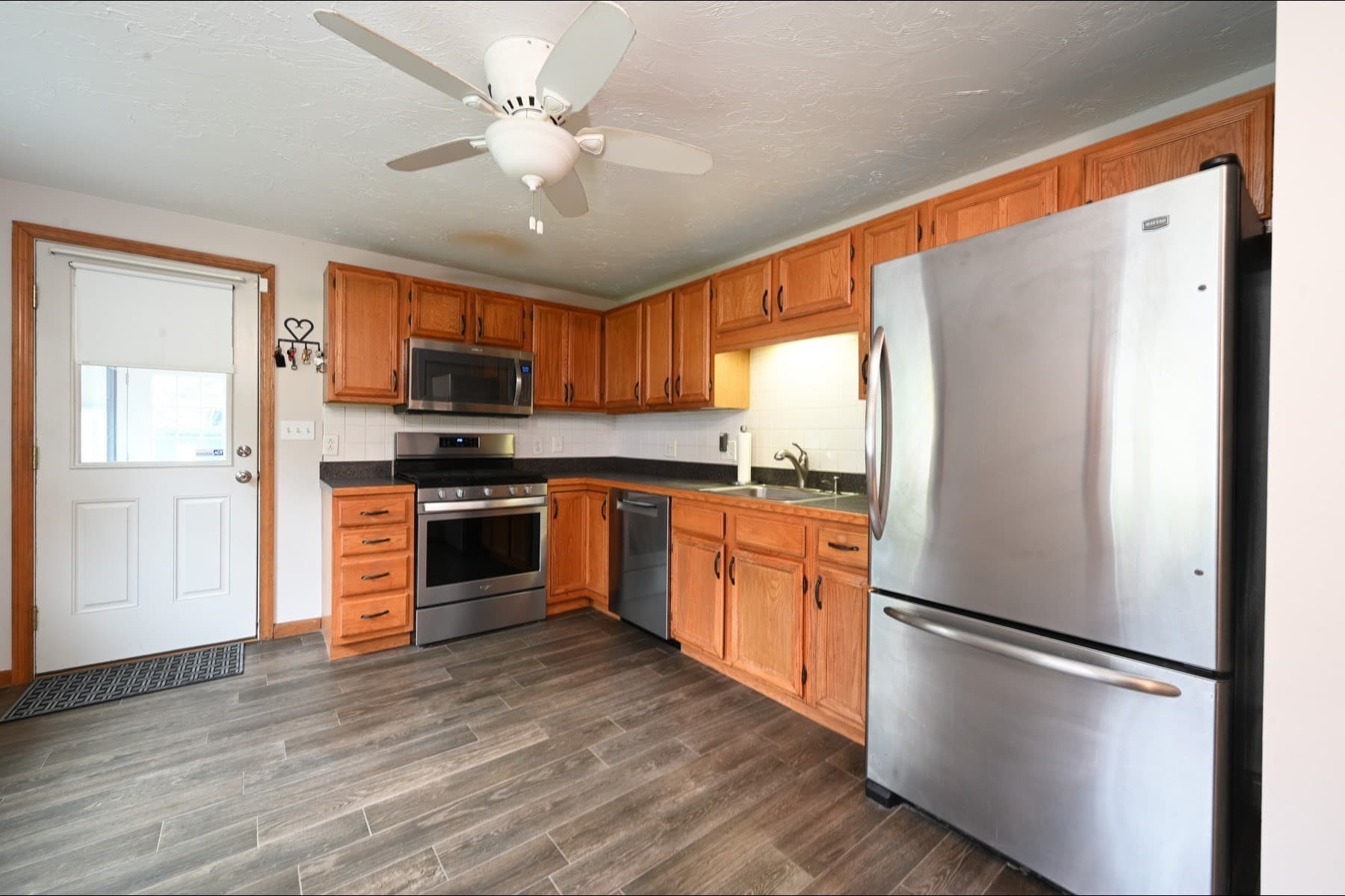Single Family Residence at 318 Essex St, Whitman MA 02382, Whitman, photo 7 of 41