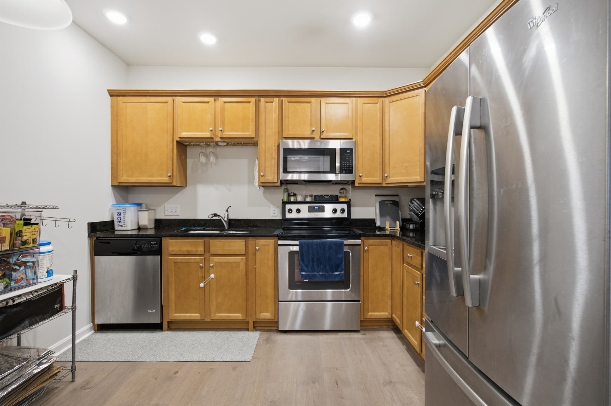 Condominium at 424 John Mahar Hwy # 103, Braintree MA 02184, Braintree, photo 5 of 27