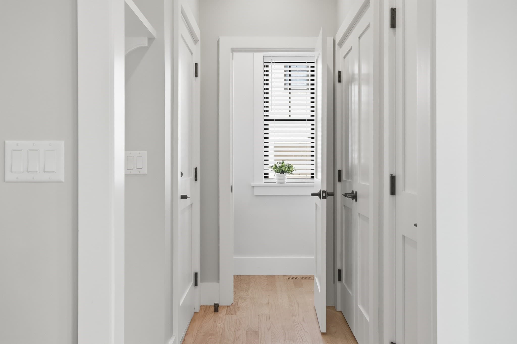 Condominium at 36 Loomis # 202, Bedford MA 01730, Bedford, photo 9 of 12