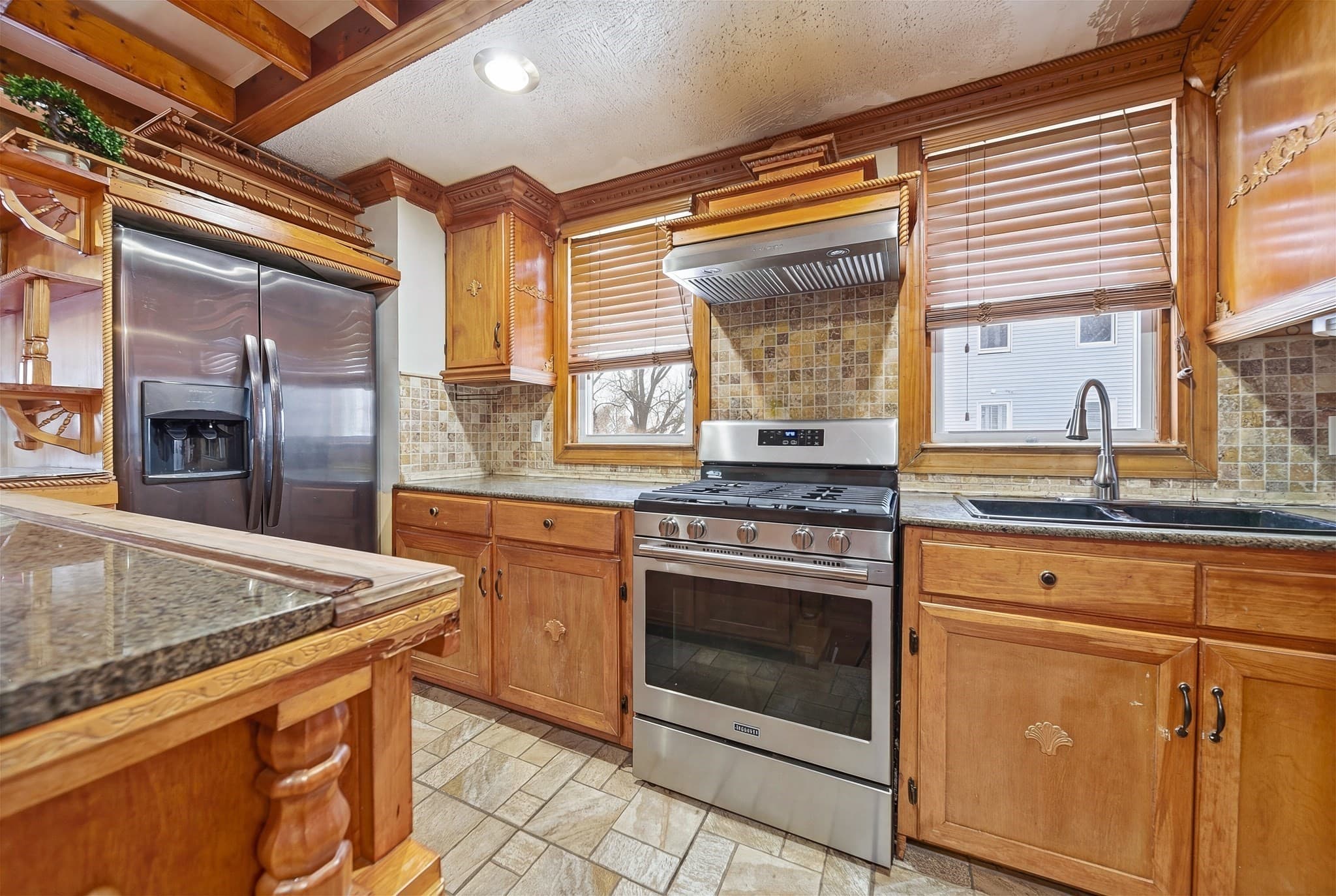 3 Family at 100 Nightingale, Boston MA 02124, Boston, photo 15 of 42