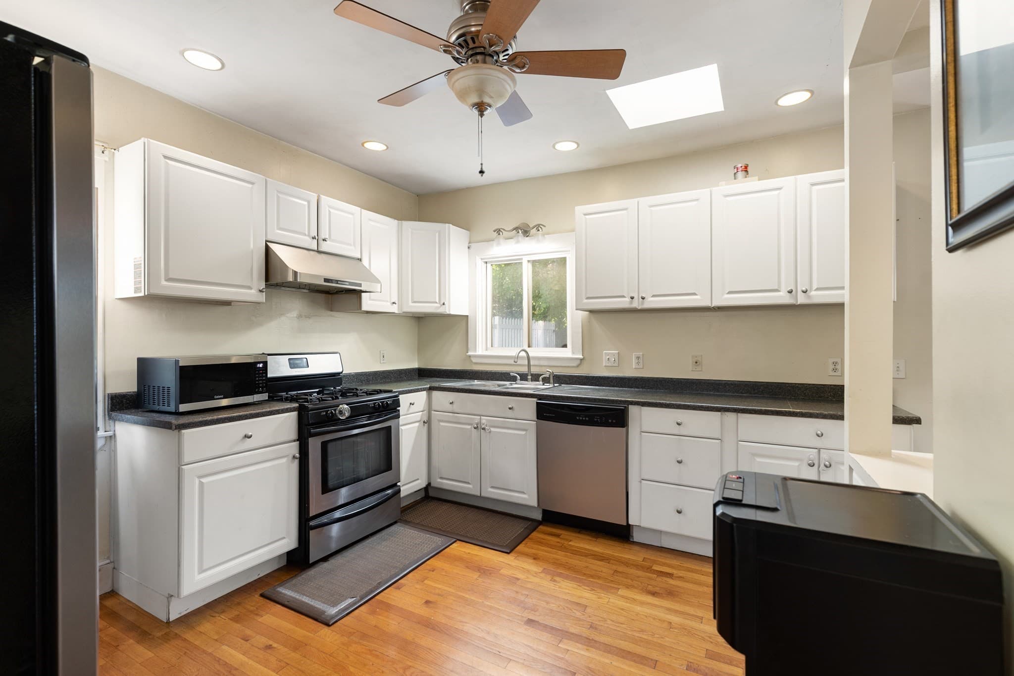 Single Family Residence at 100 Euclid Ave, Lynn MA 01904, Lynn, photo 13 of 32