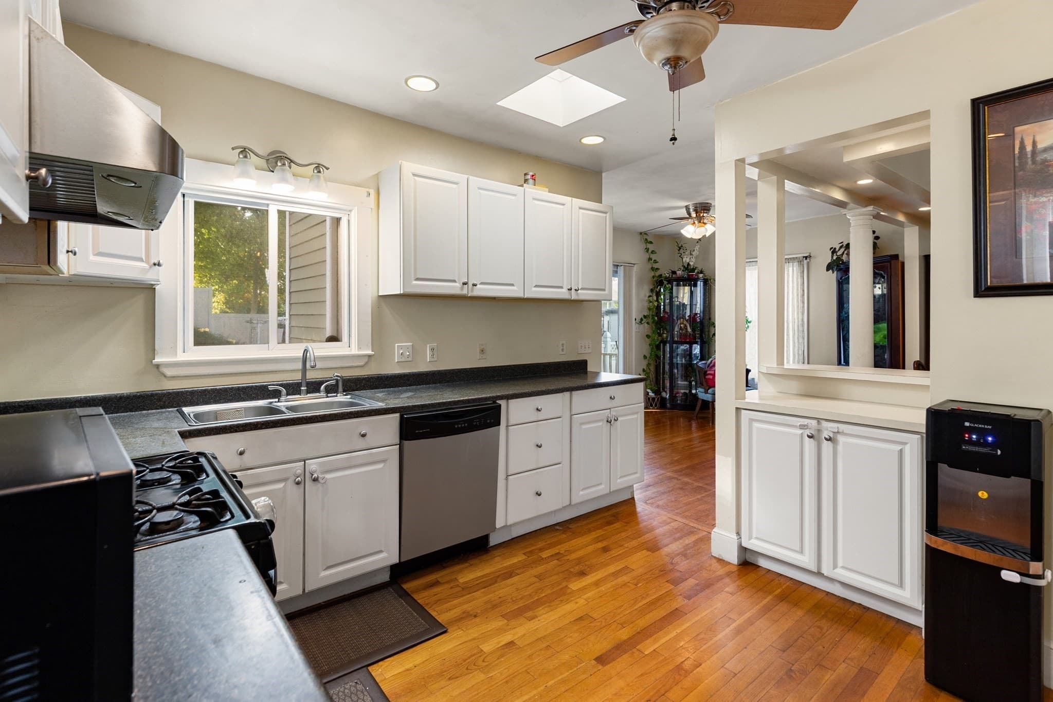 Single Family Residence at 100 Euclid Ave, Lynn MA 01904, Lynn, photo 17 of 32