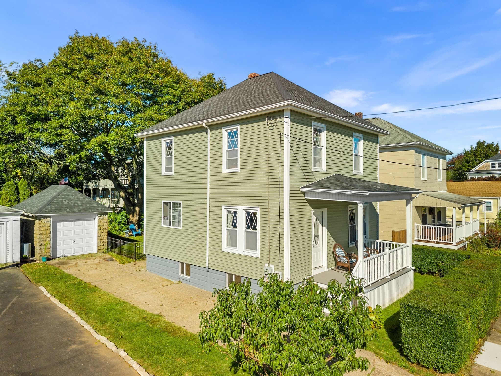 Single Family Residence at 69 Milford St, New Bedford MA 02745, New Bedford, photo 2 of 22