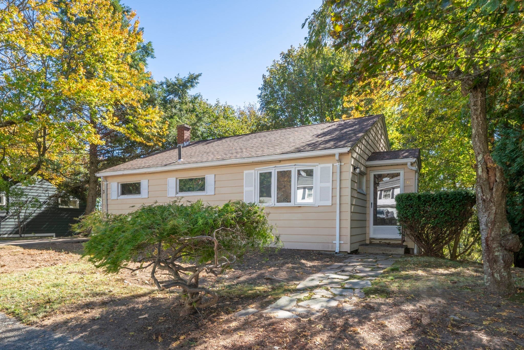 31 Westmorland Dr, Worcester MA 01602