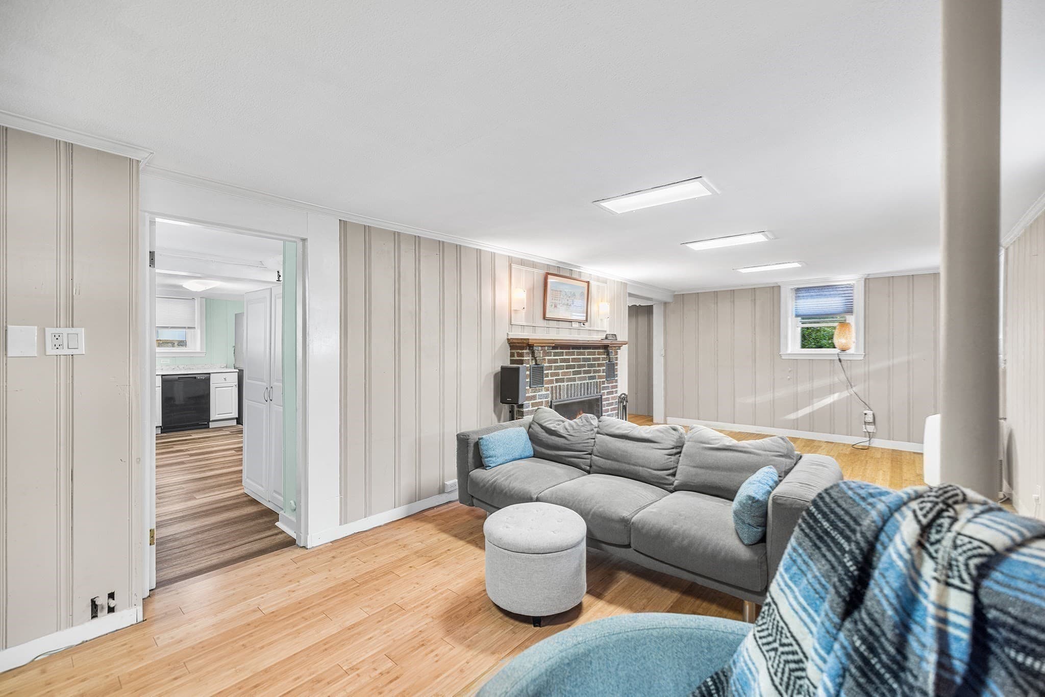 Single Family Residence at 43 Dolphin Ave, Winthrop MA 02152, Winthrop, photo 32 of 39