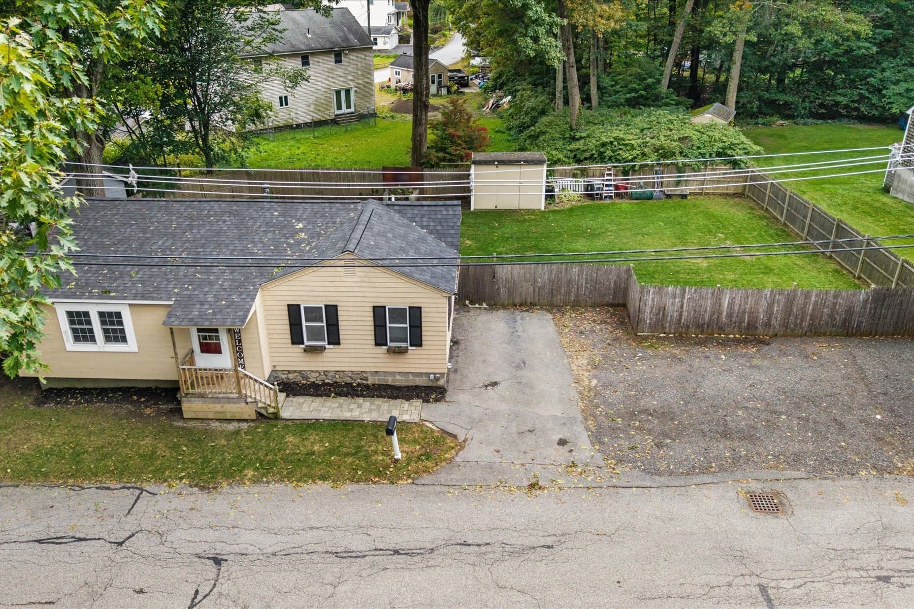 11 Wheelock Rd, Shrewsbury MA 01545