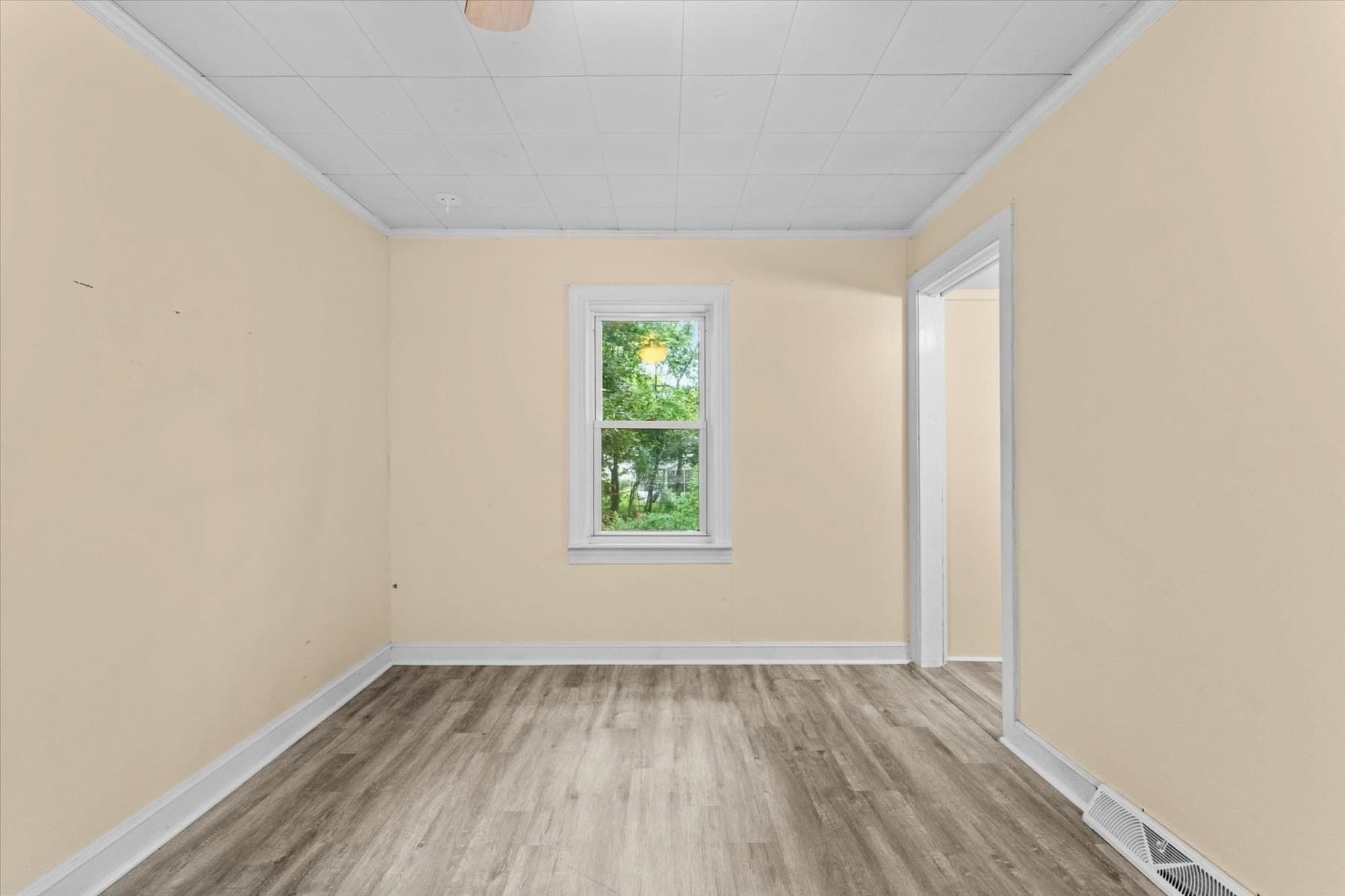 Single Family Residence at 11 Wheelock Rd, Shrewsbury MA 01545, Shrewsbury, photo 18 of 35