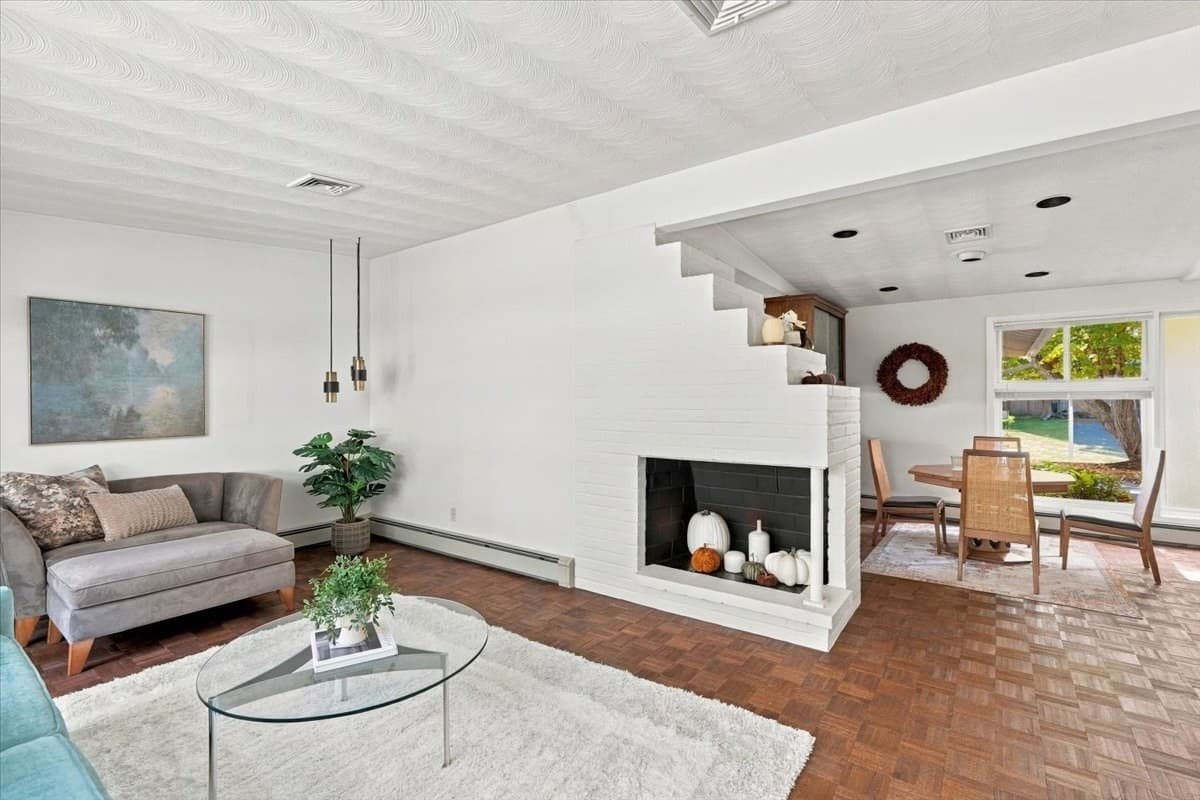 Single Family Residence at 27 Ridgefield Dr, Framingham MA 01701, Framingham, photo 3 of 29