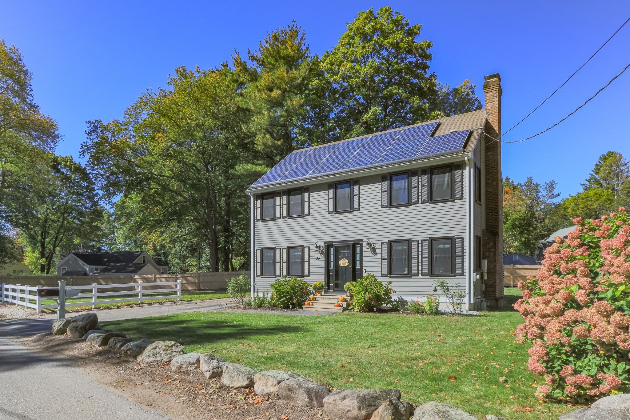 38 Old Mill Rd, Maynard MA 01754