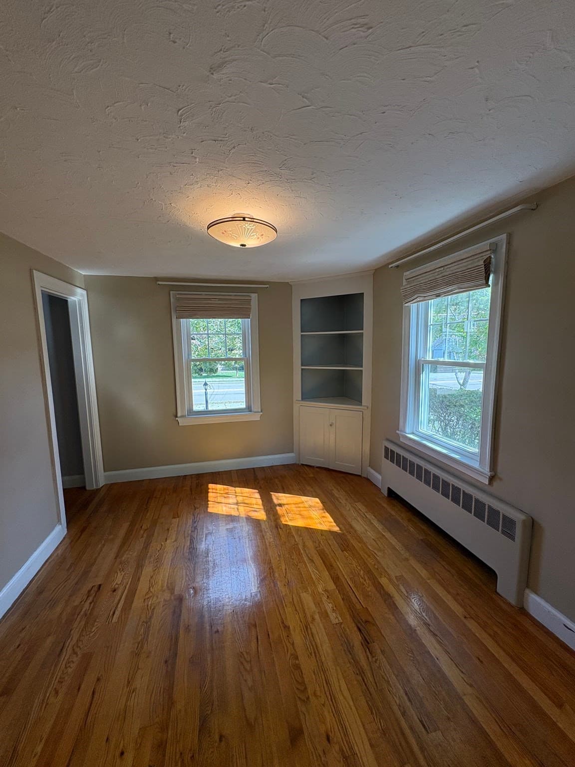 Single Family Residence at 496 Nahatan St, Norwood MA 02062, Norwood, photo 4 of 28
