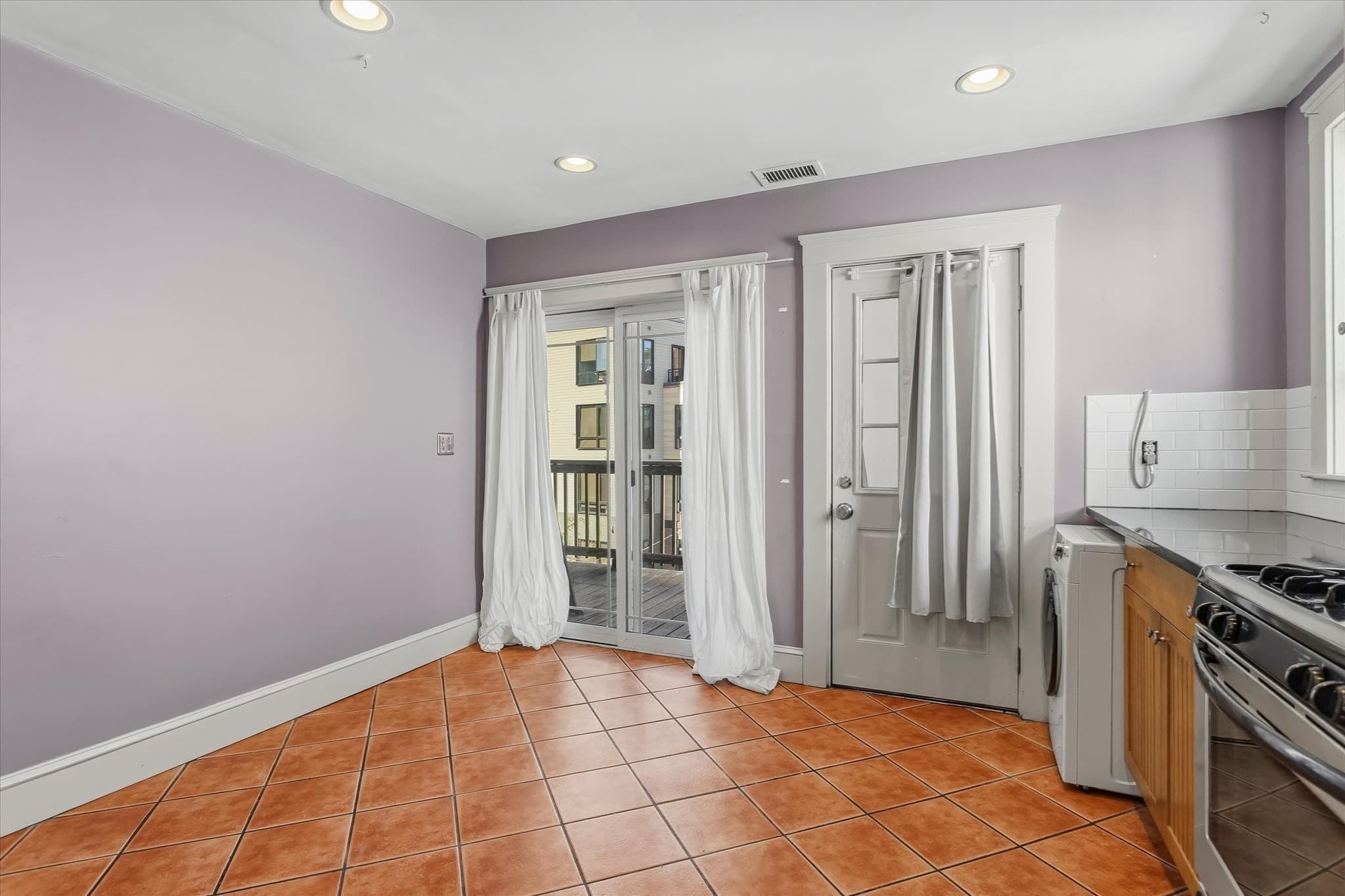 Condominium at 1187 Dorchester Ave # 3, Boston MA 02125, Boston, photo 9 of 16