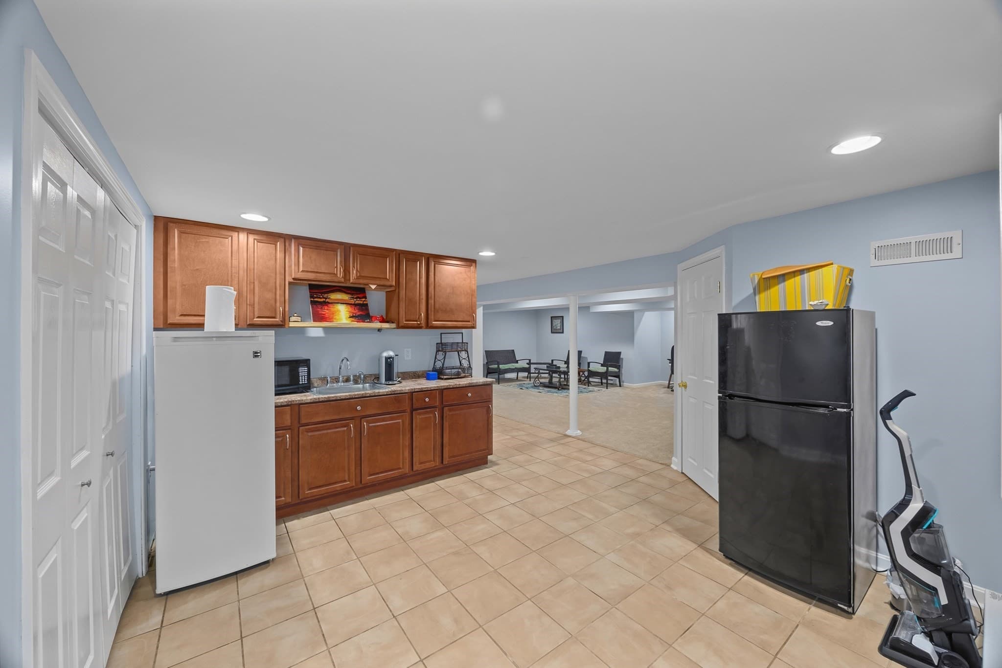 Single Family Residence at 22 Faulkner Rd, Shrewsbury MA 01545, Shrewsbury, photo 27 of 41