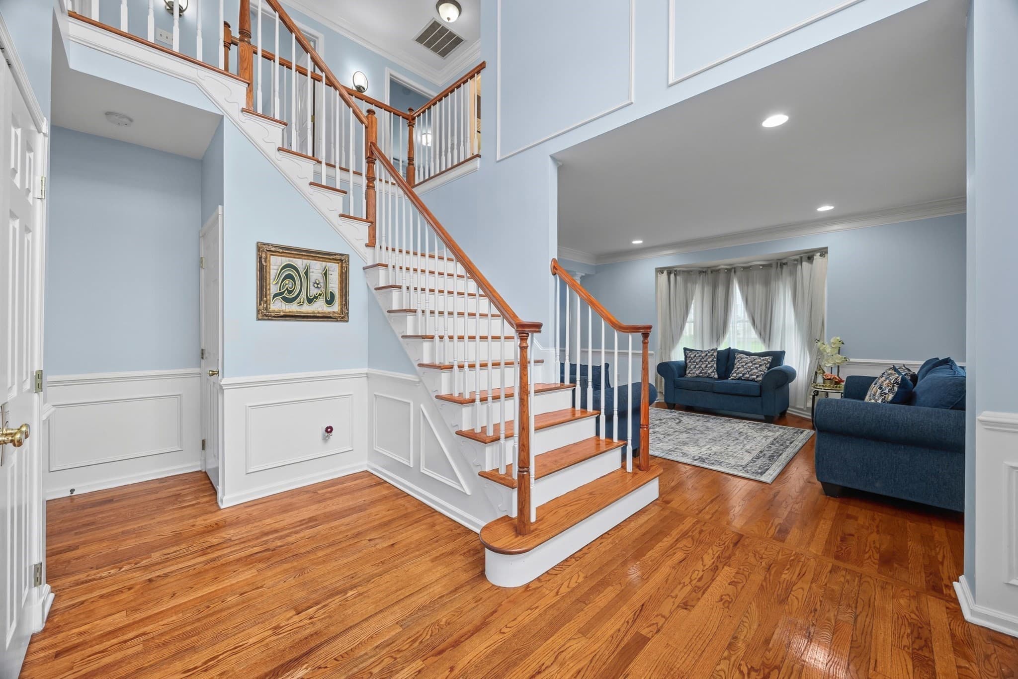 Single Family Residence at 22 Faulkner Rd, Shrewsbury MA 01545, Shrewsbury, photo 4 of 41
