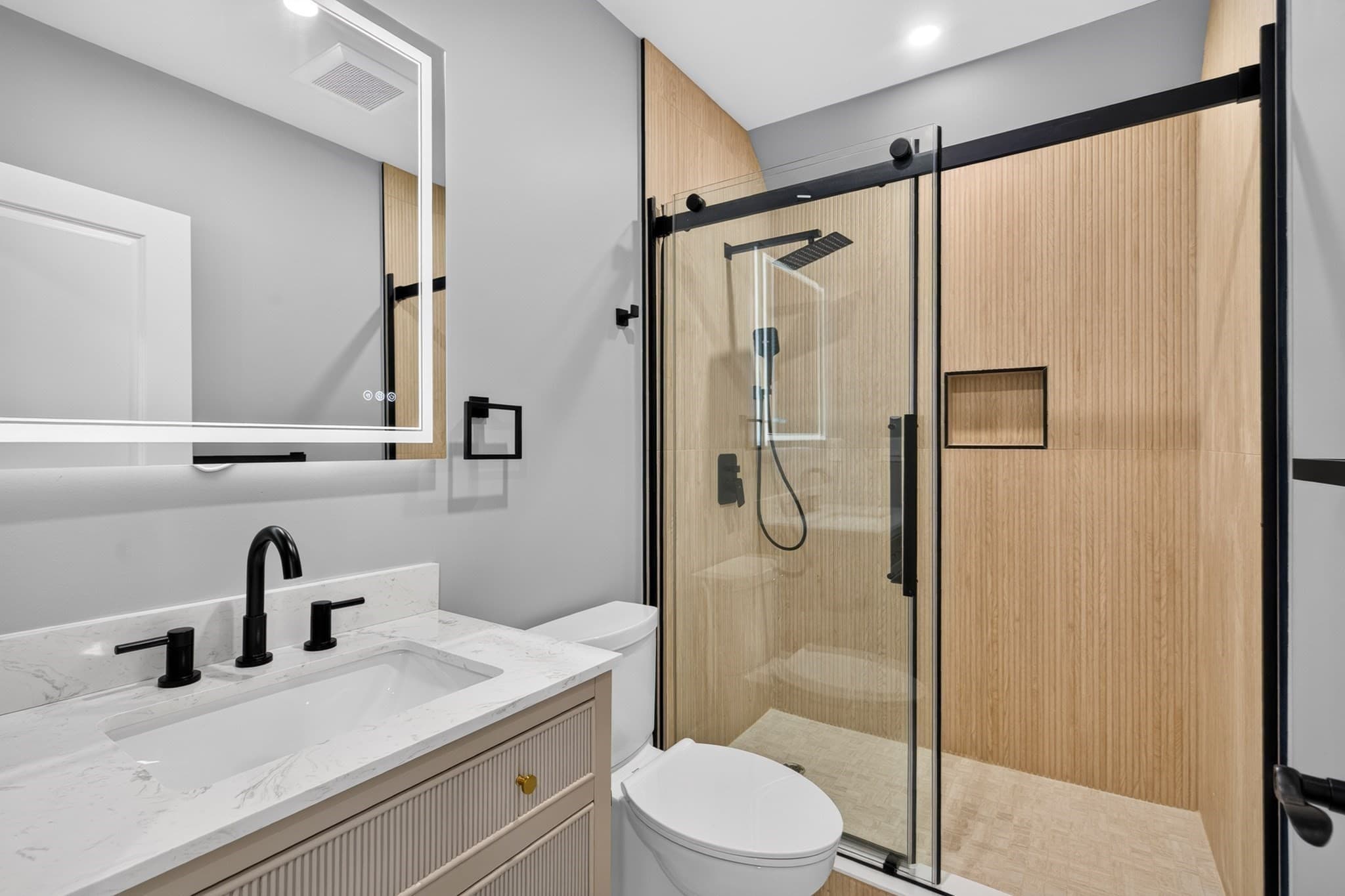 Condominium at 152 Washington St # 3, Boston MA 02135, Boston, photo 6 of 17