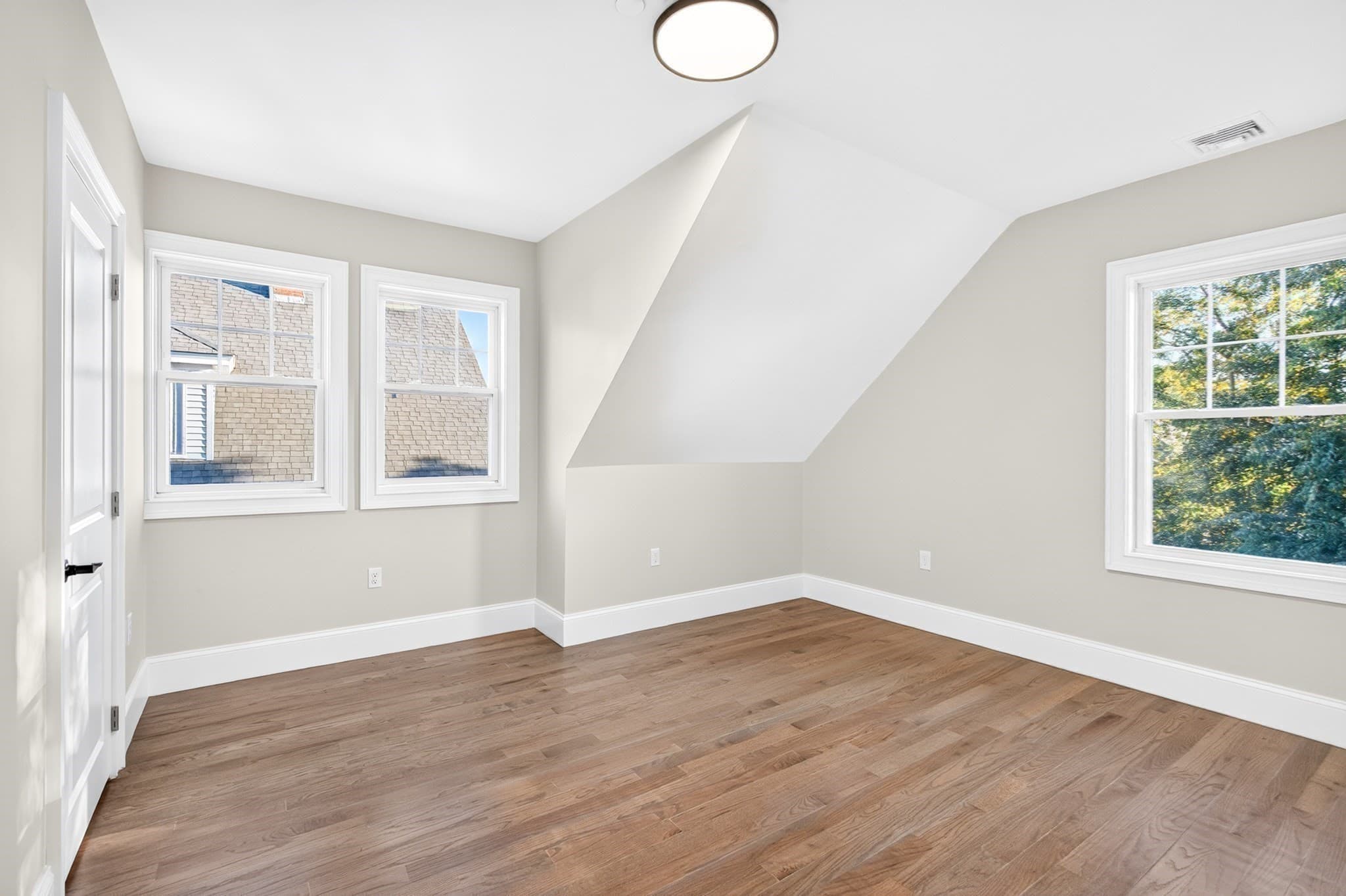 Condominium at 152 Washington St # 3, Boston MA 02135, Boston, photo 15 of 17