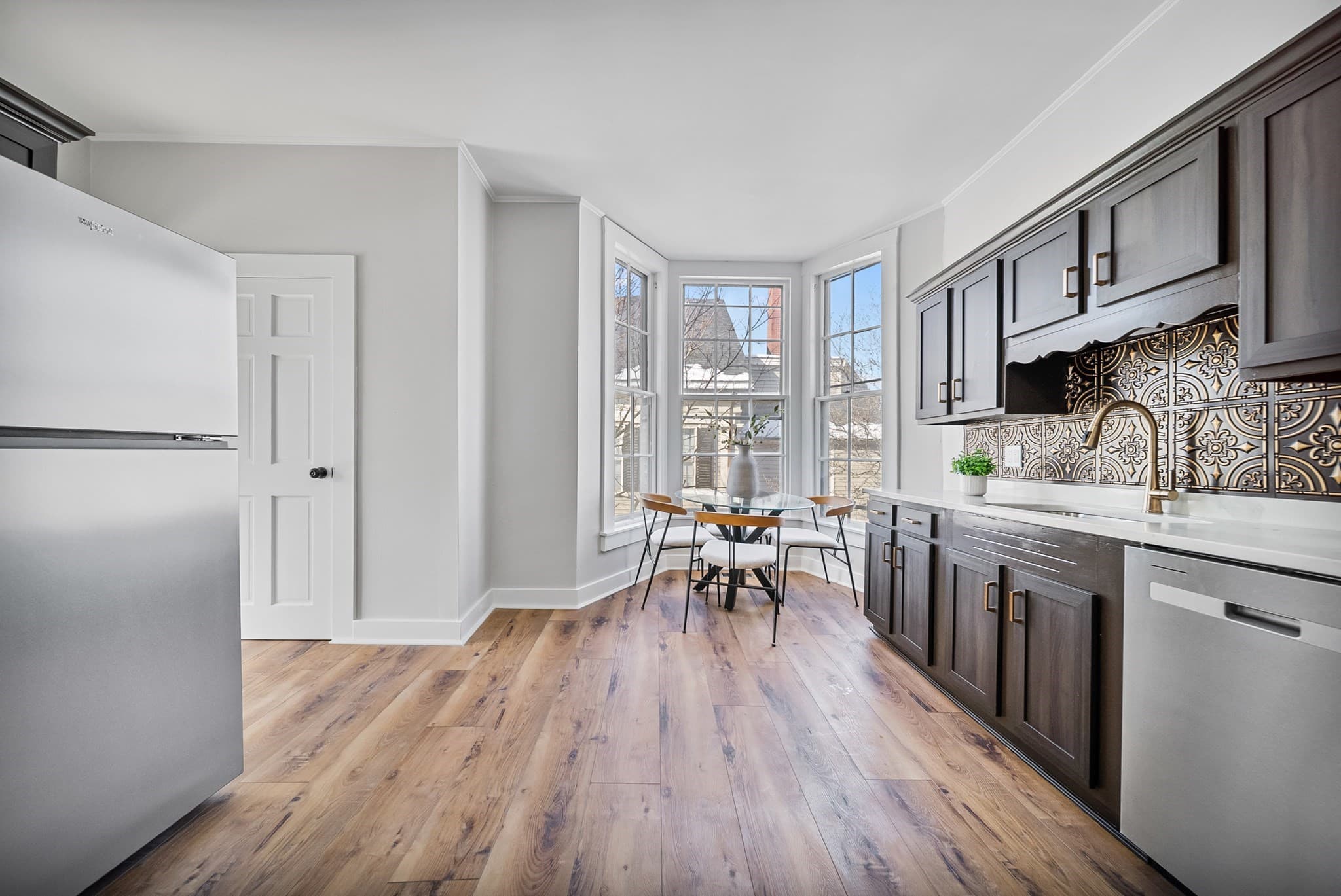 Condominium at 68 Pleasant St # 2, Newburyport MA 01950, Newburyport, photo 5 of 33