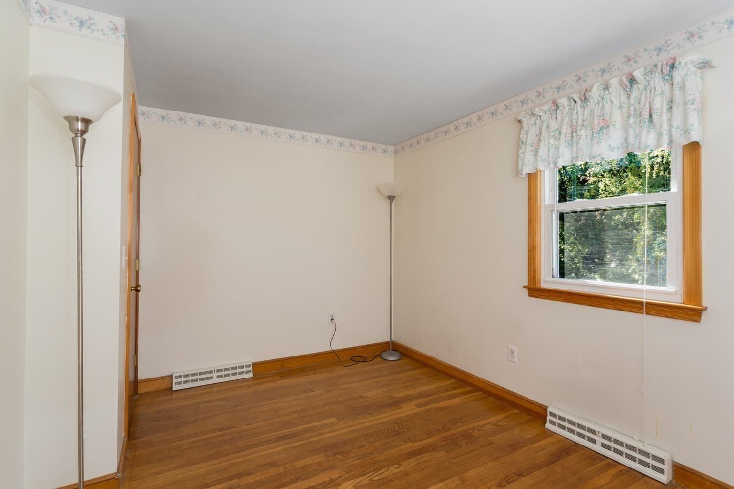 Single Family Residence at 590 Pond St, Franklin MA 02038, Franklin, photo 26 of 42