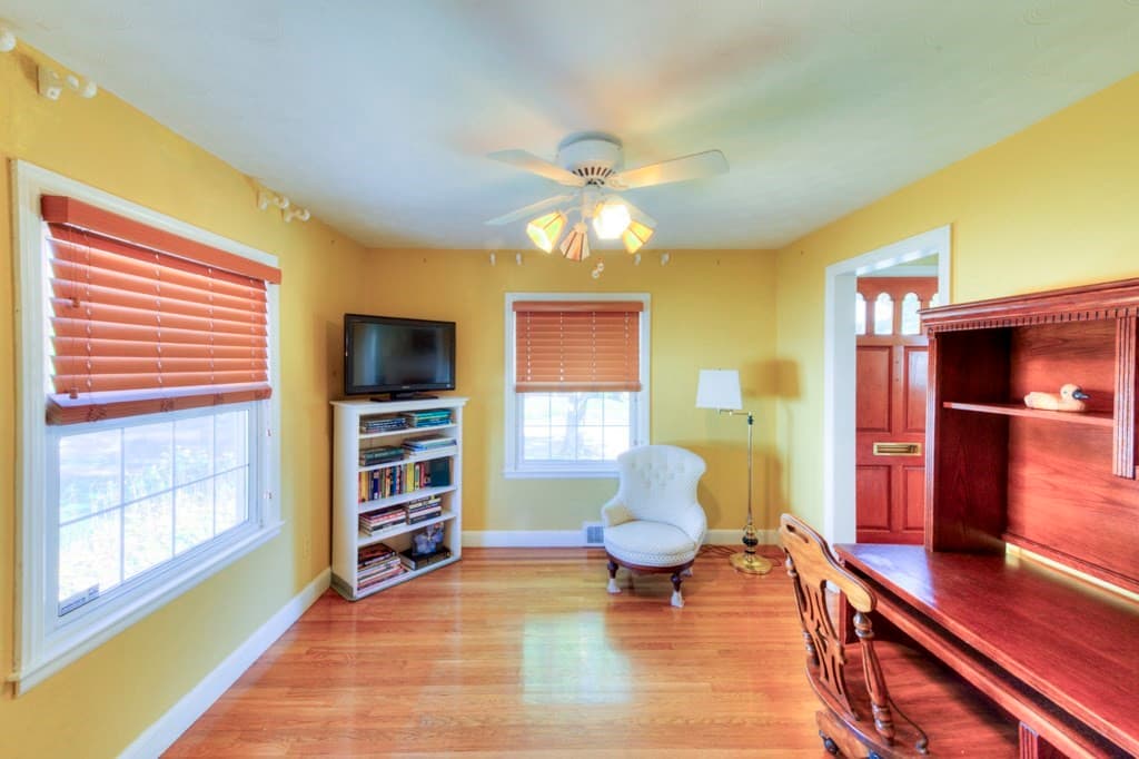 Single Family Residence at 24 Knowles, Worcester MA 01602, Worcester, photo 9 of 42