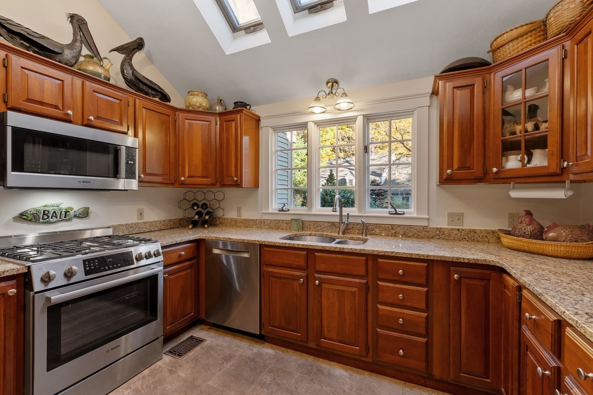 Condominium at 69 Royal Fern Dr # 69, Lunenburg MA 01462, Lunenburg, photo 20 of 42