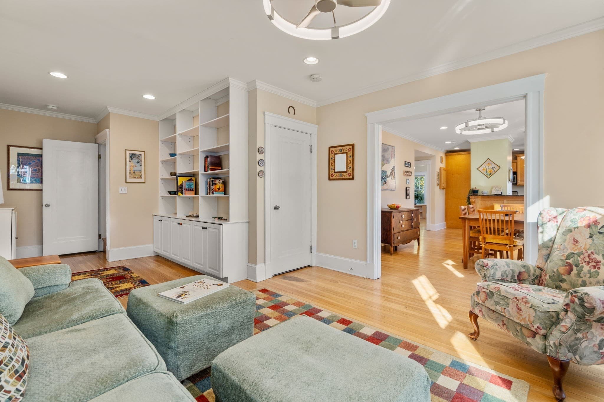 Condominium at 129 Hillside Road # 2, Watertown MA 02472, Watertown, photo 3 of 27