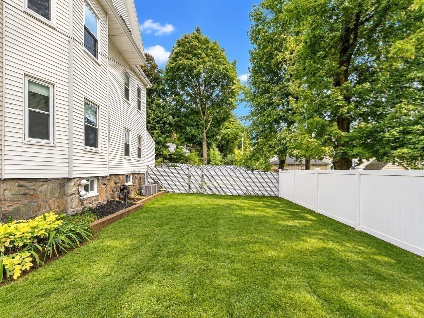 Condominium at 65 Chestnut St # 1, Wakefield MA 01880, Wakefield, photo 36 of 38