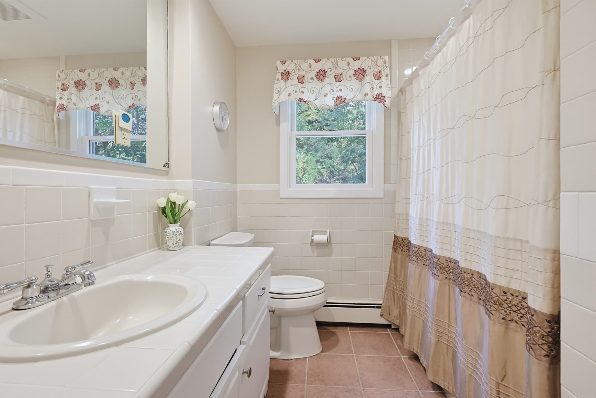 Single Family Residence at 225 Oak, Franklin MA 02038, Franklin, photo 13 of 36