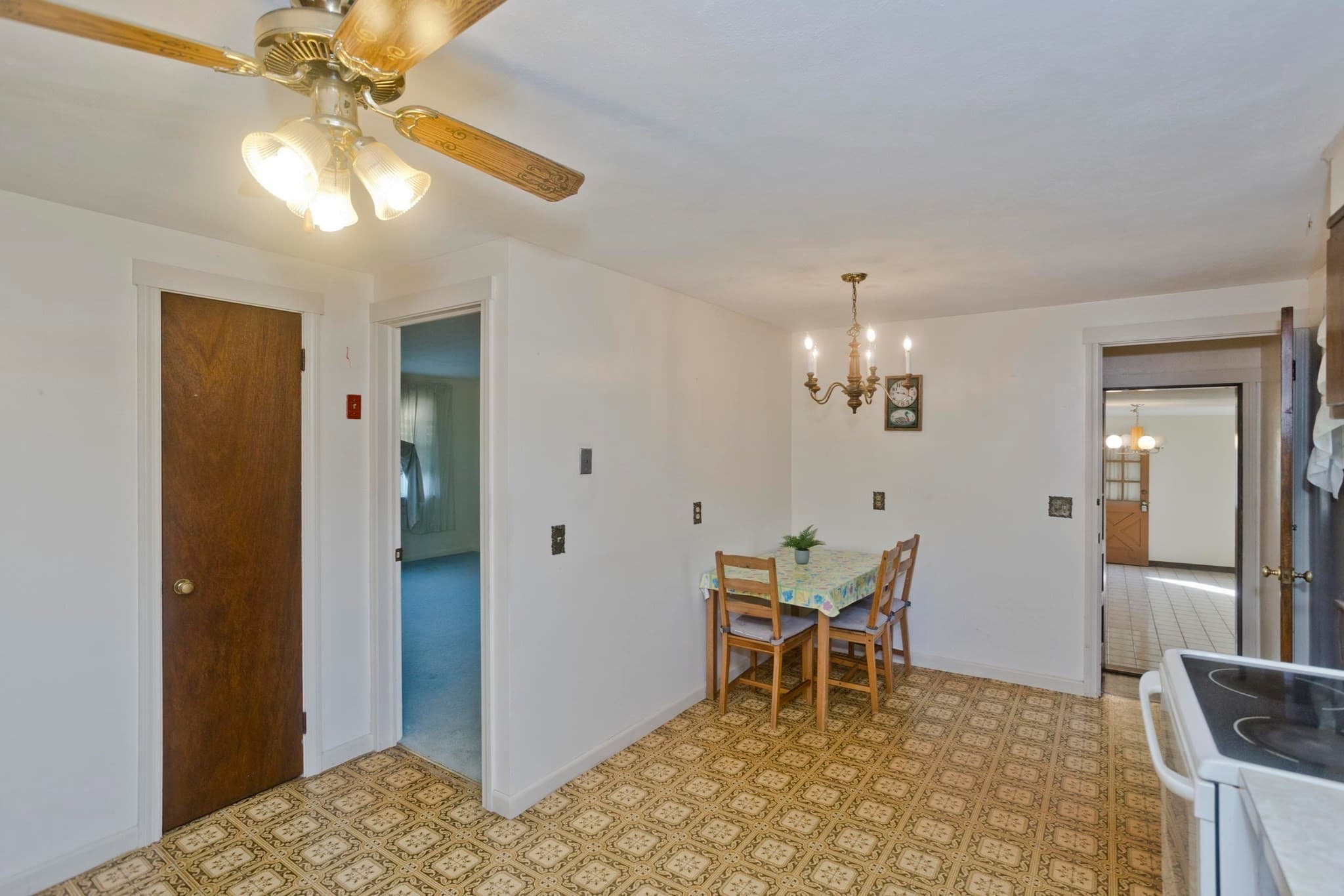 Single Family Residence at 68 Talmadge Dr, Springfield MA 01118, Springfield, photo 11 of 36