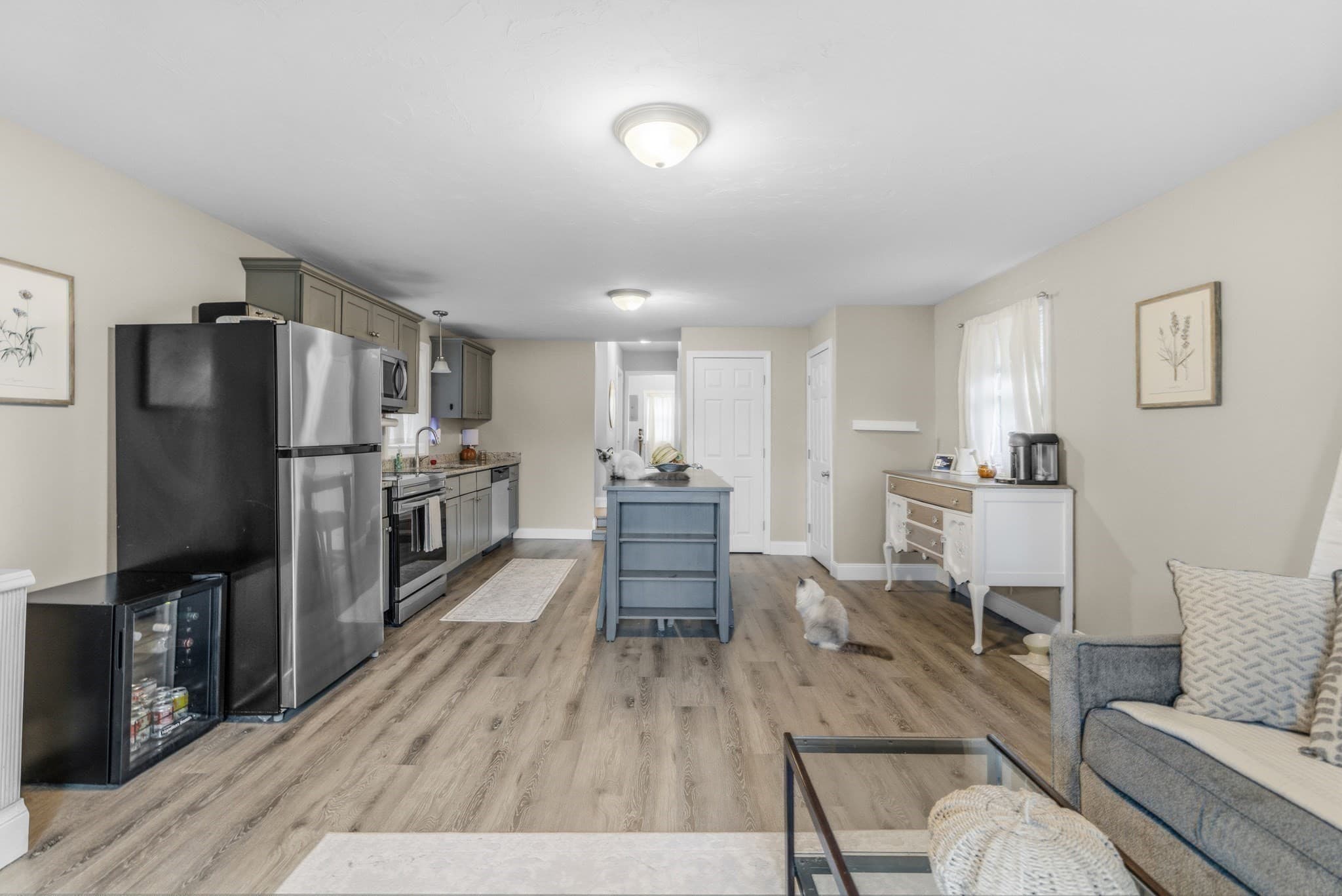 3 Family at 102 Jerome St, Berkley MA 02779, Berkley, photo 13 of 35