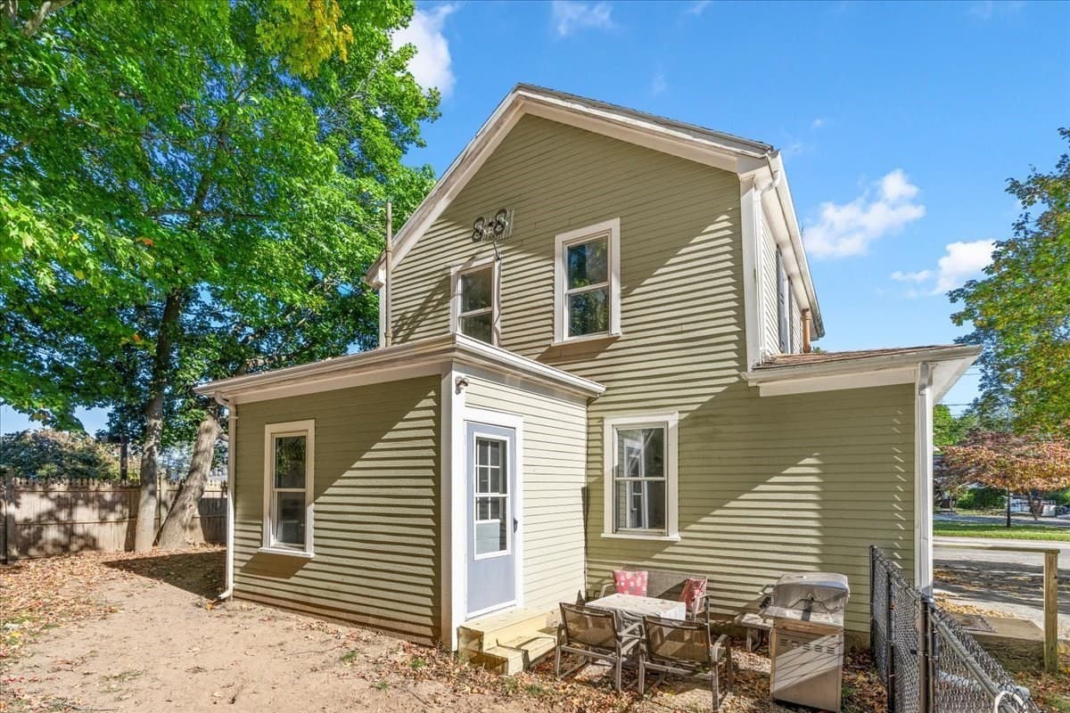 Single Family Residence at 13 Clifford St, Middleboro MA 02324, Middleboro, photo 26 of 30