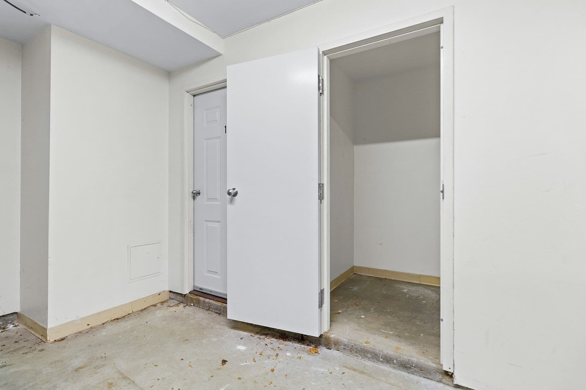 Condominium at 15 Whipple Ave # 1, Boston MA 02131, Boston, photo 17 of 21