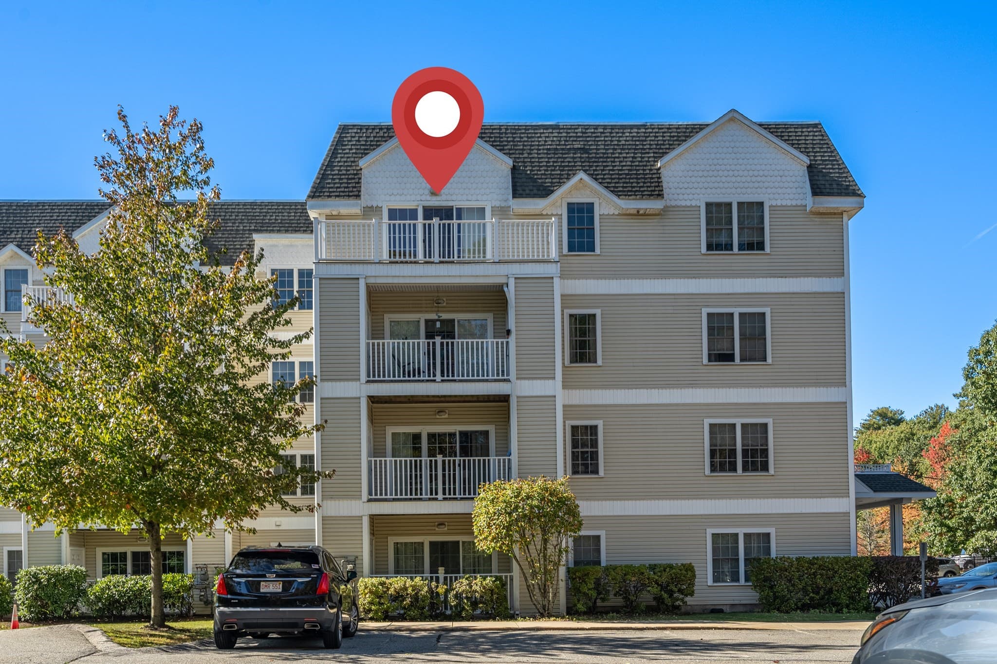 Condominium at 34 Burnham Rd # 402, Methuen MA 01844, Methuen, photo 2 of 25