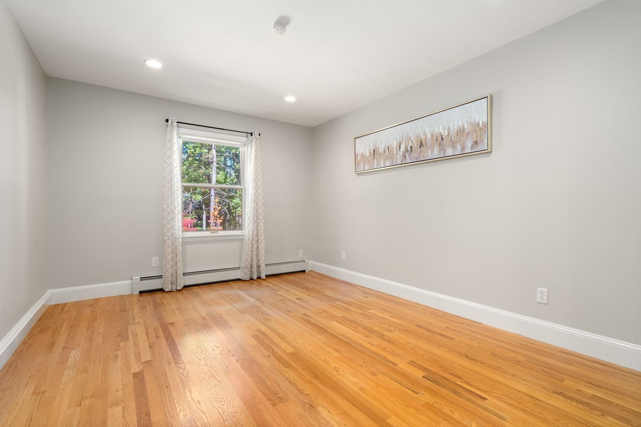 Single Family Residence at 10 Lantern Rd, Framingham MA 01702, Framingham, photo 25 of 37