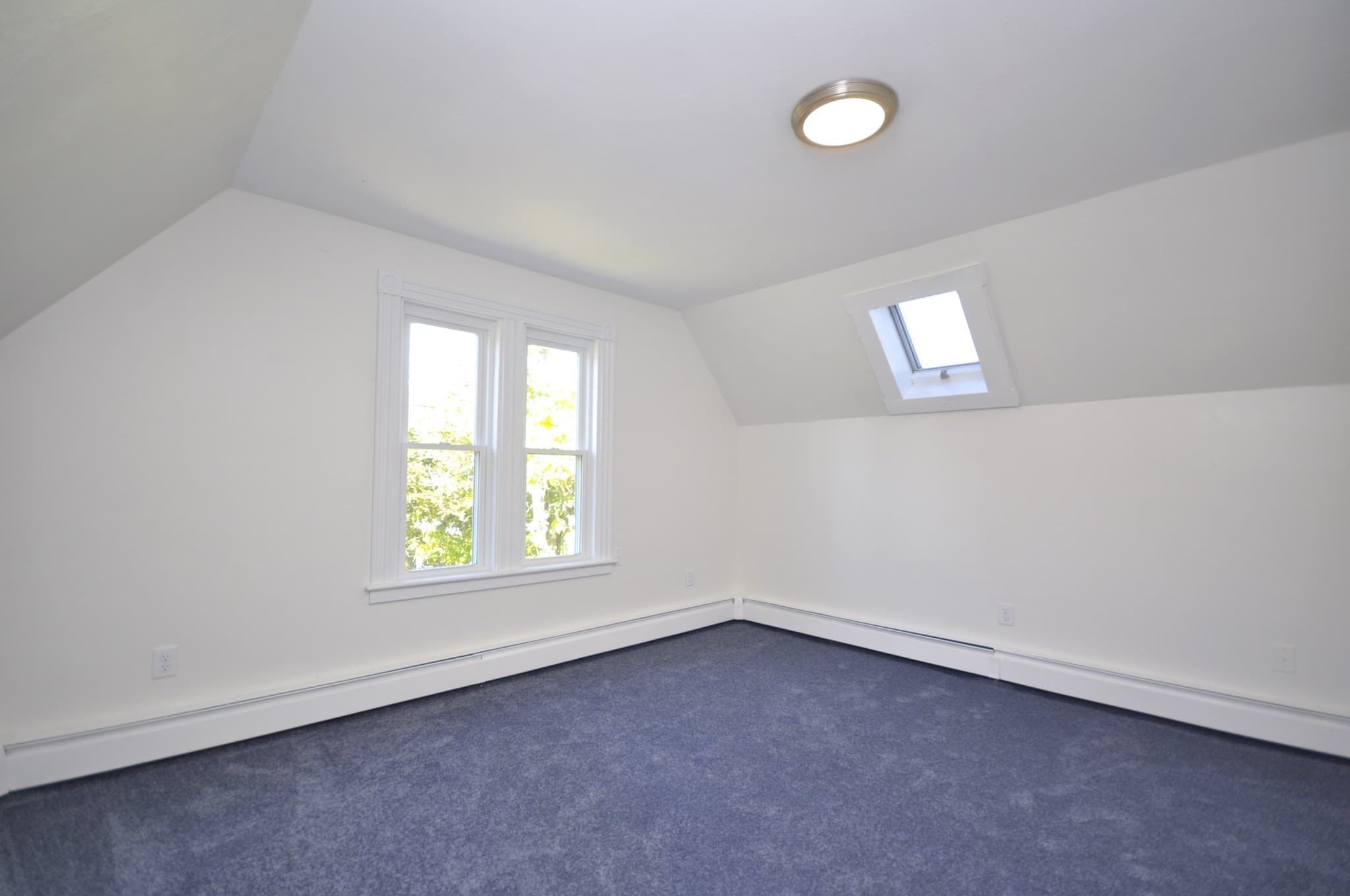 Single Family Residence at 493 Central St, East Bridgewater MA 02333, East Bridgewater, photo 8 of 23
