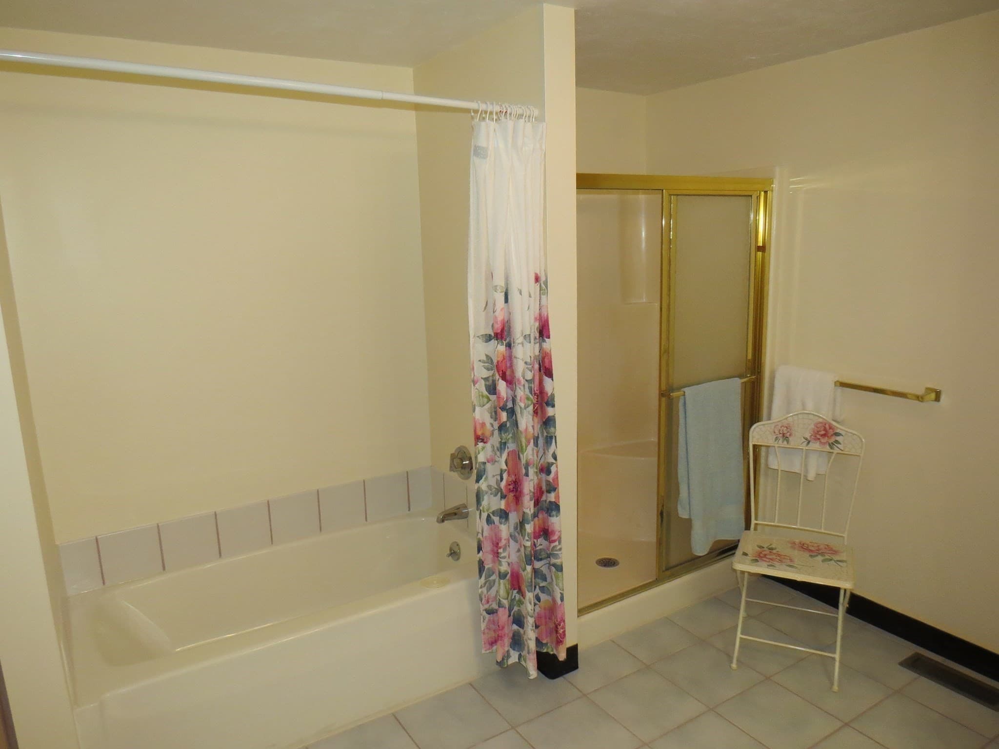Condominium at 84G Crystal Brook Way # G, Marlborough MA 01752, Marlborough, photo 6 of 20