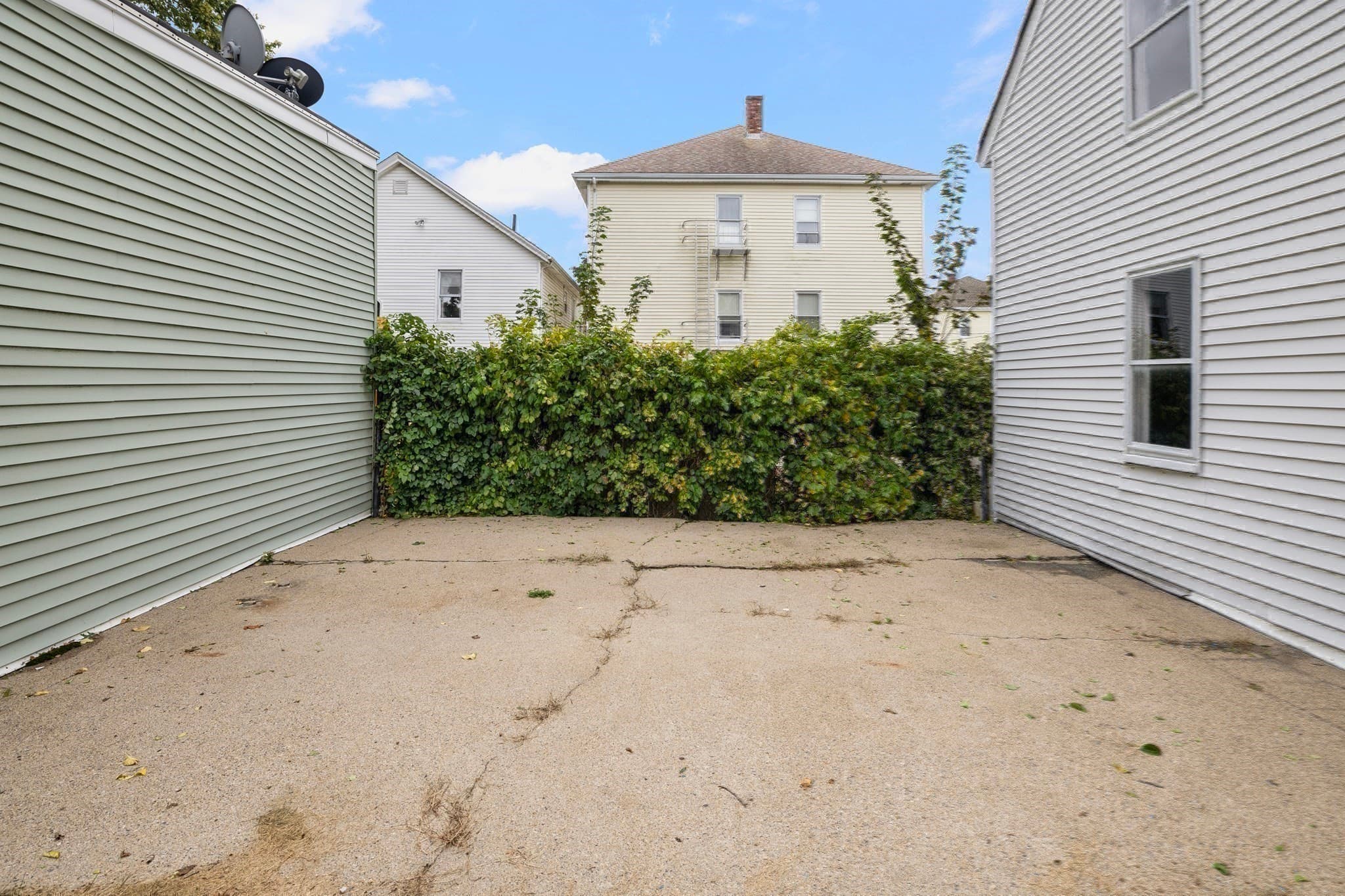 Single Family Residence at 109 Barre Street, Fall River MA 02723, Fall River, photo 36 of 39