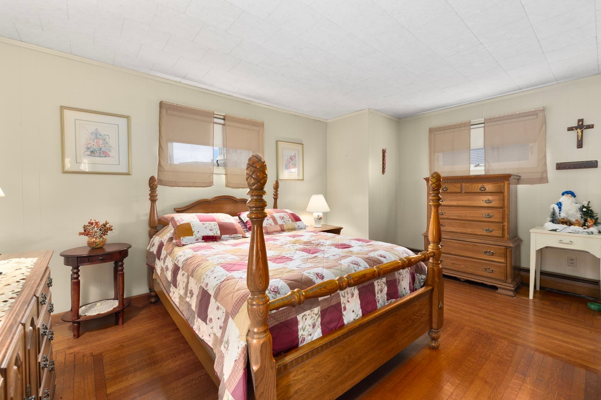 Single Family Residence at 109 Barre Street, Fall River MA 02723, Fall River, photo 5 of 39