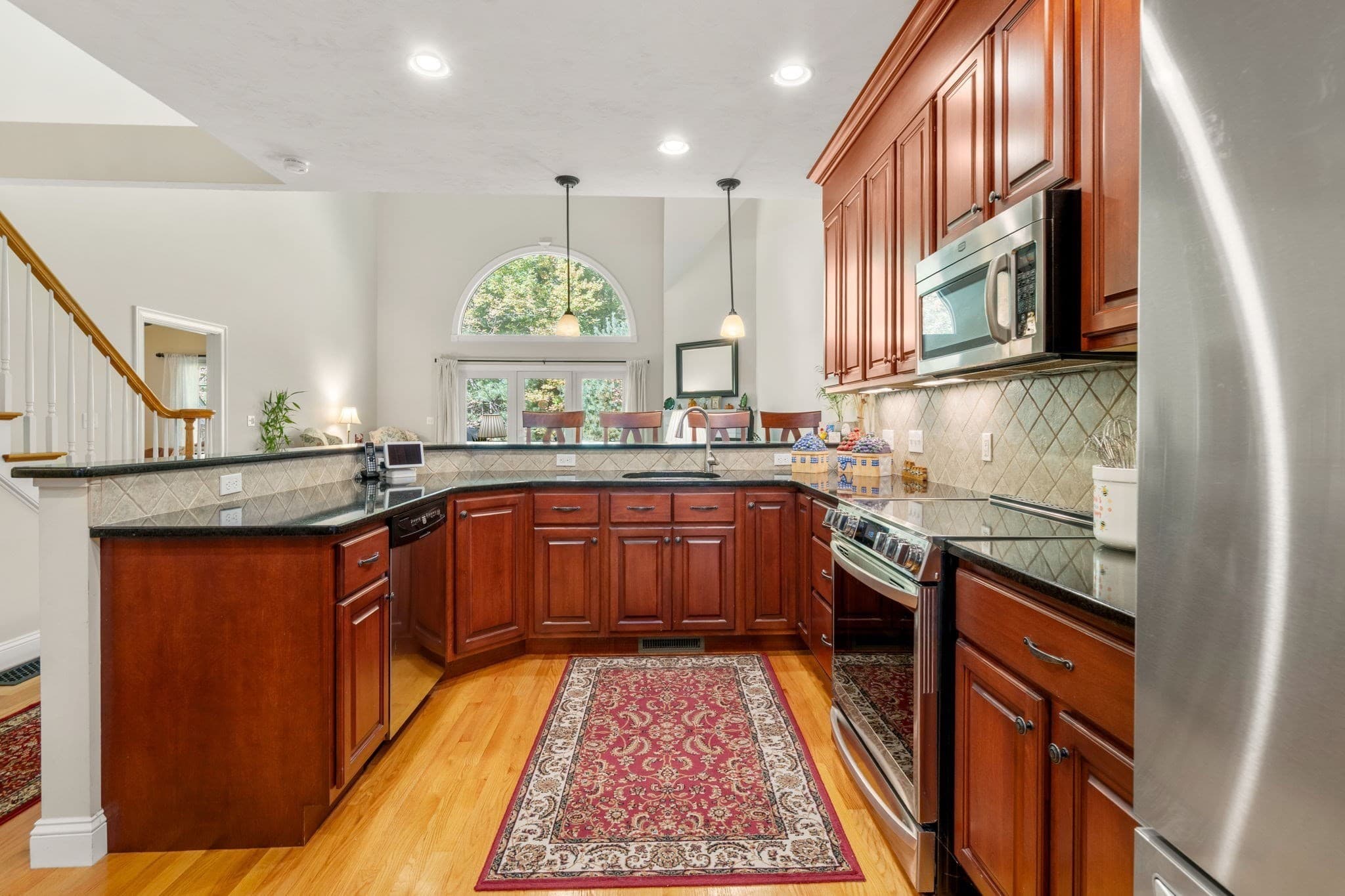 Condominium at 32 Cassandra Ave # 32, Franklin MA 02038, Franklin, photo 4 of 20