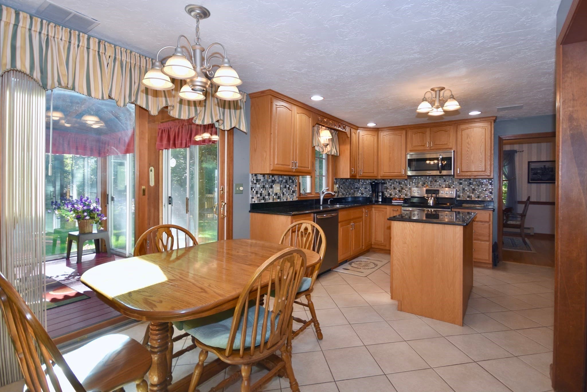 Single Family Residence at 29 Purchase St., Middleboro MA 02346, Middleboro, photo 4 of 35