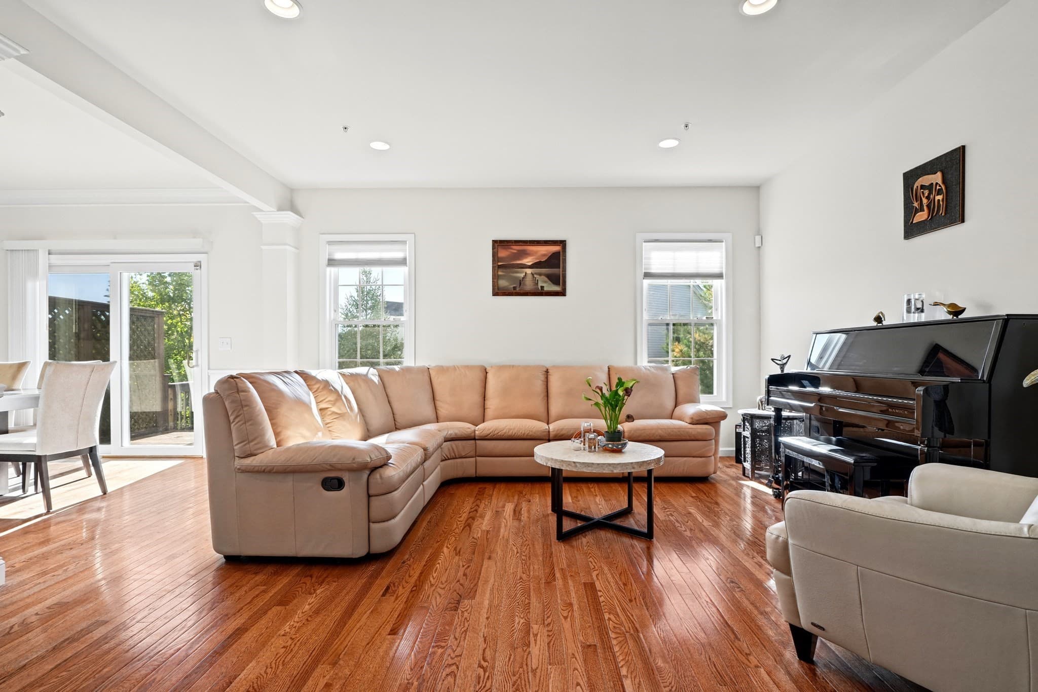 Condominium at 22 Kendall Ct # 22, Bedford MA 01730, Bedford, photo 2 of 39