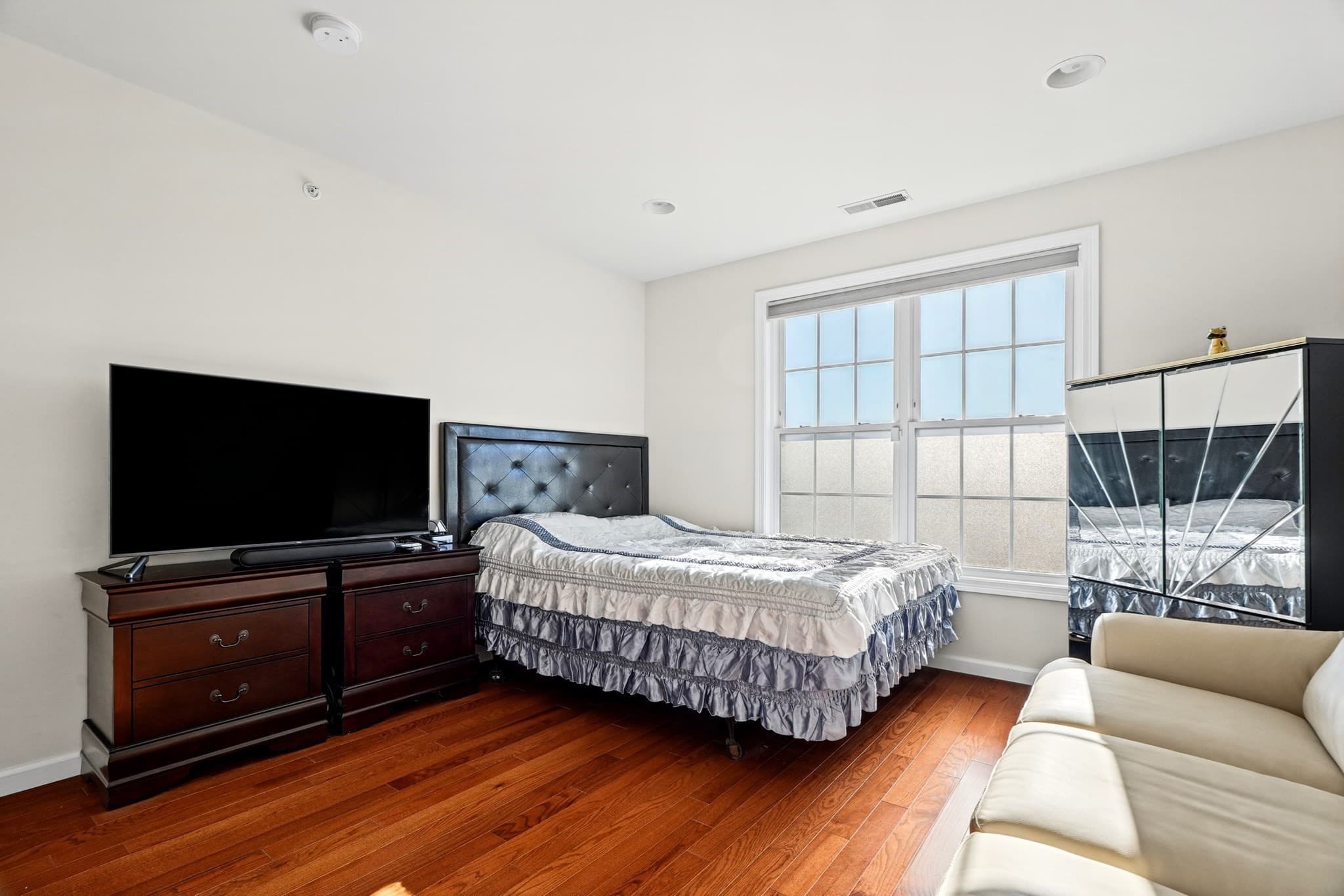 Condominium at 22 Kendall Ct # 22, Bedford MA 01730, Bedford, photo 17 of 39