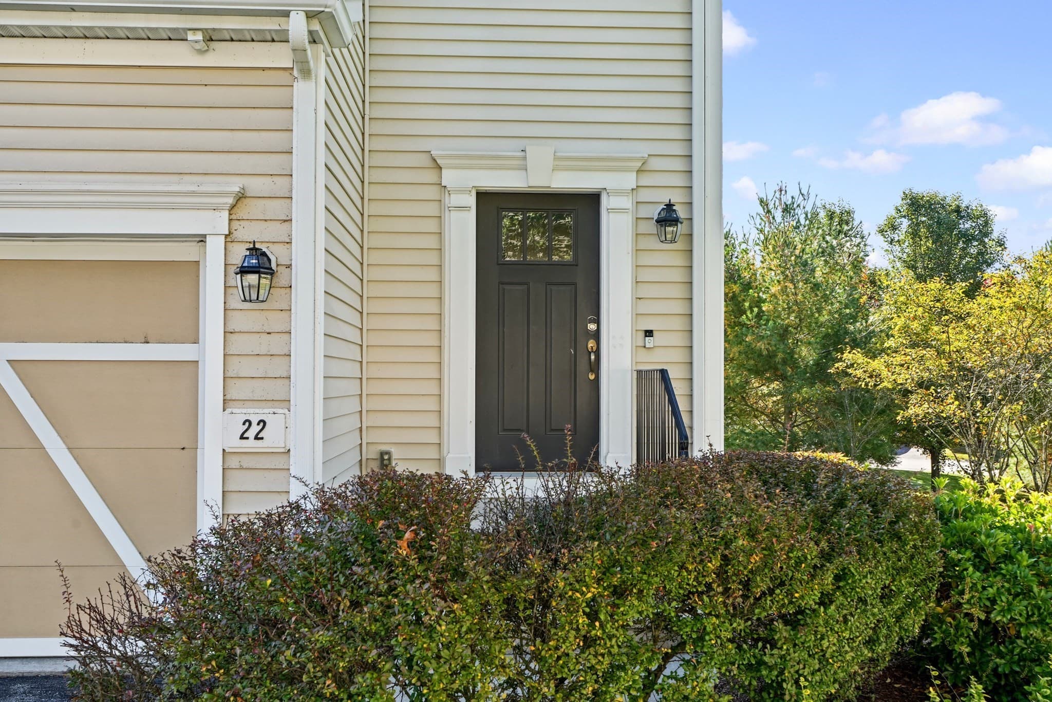 Condominium at 22 Kendall Ct # 22, Bedford MA 01730, Bedford, photo 33 of 39