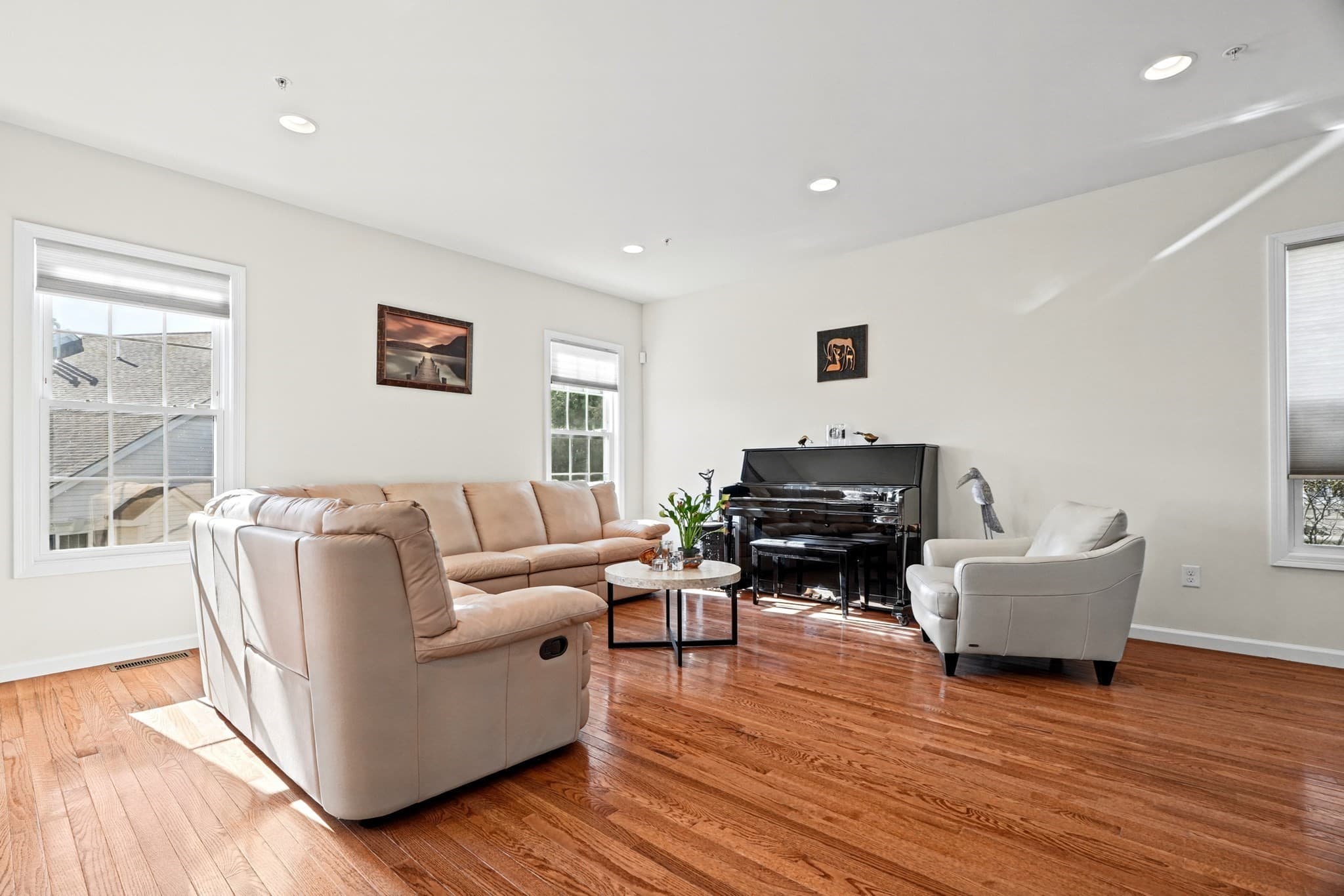 Condominium at 22 Kendall Ct # 22, Bedford MA 01730, Bedford, photo 4 of 39