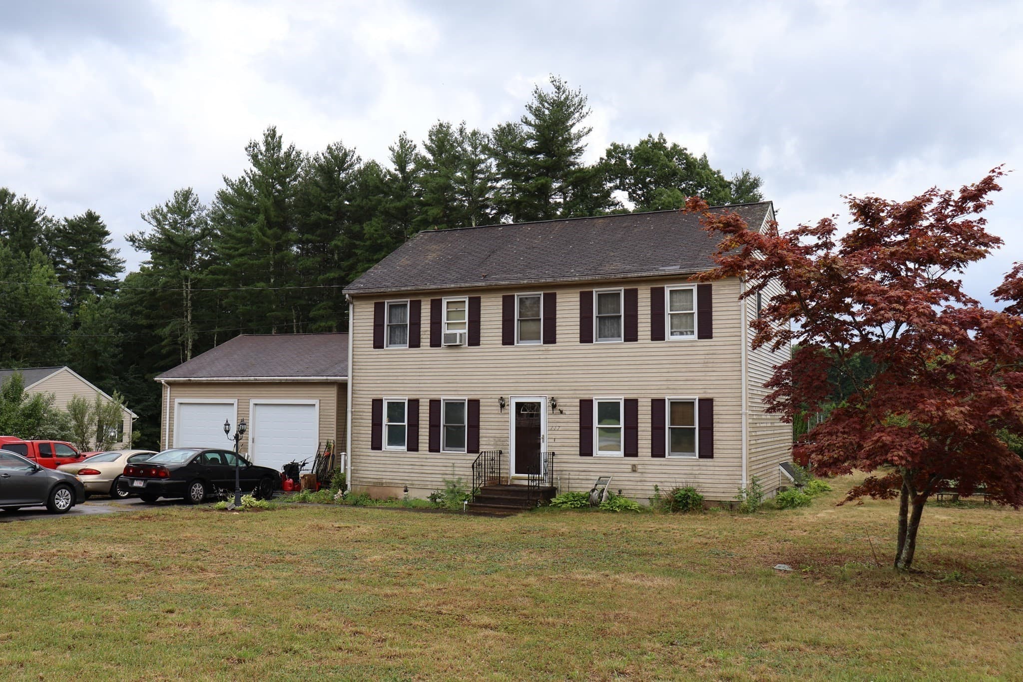 117 Charlton St, Oxford MA 01540