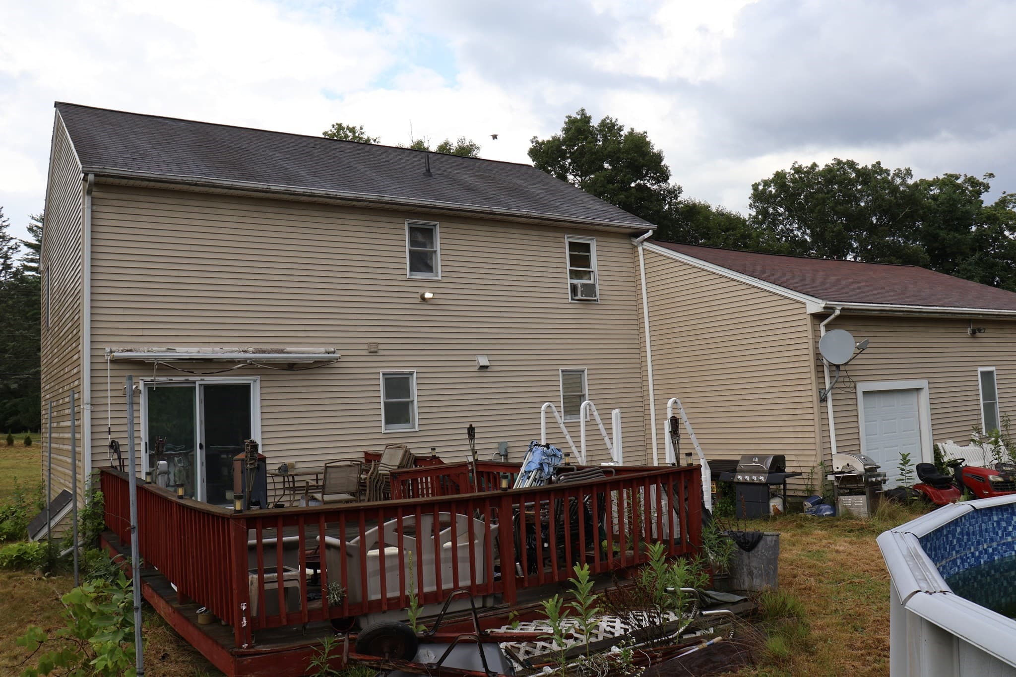 Single Family Residence at 117 Charlton St, Oxford MA 01540, Oxford, photo 4 of 7