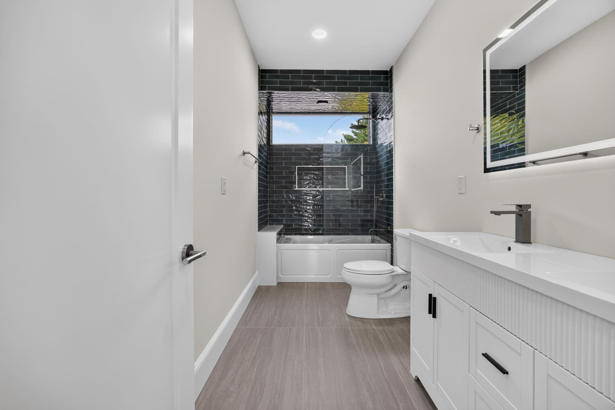 Condominium at 737 Somerville Ave # C, Somerville MA 02143, Somerville, photo 12 of 19