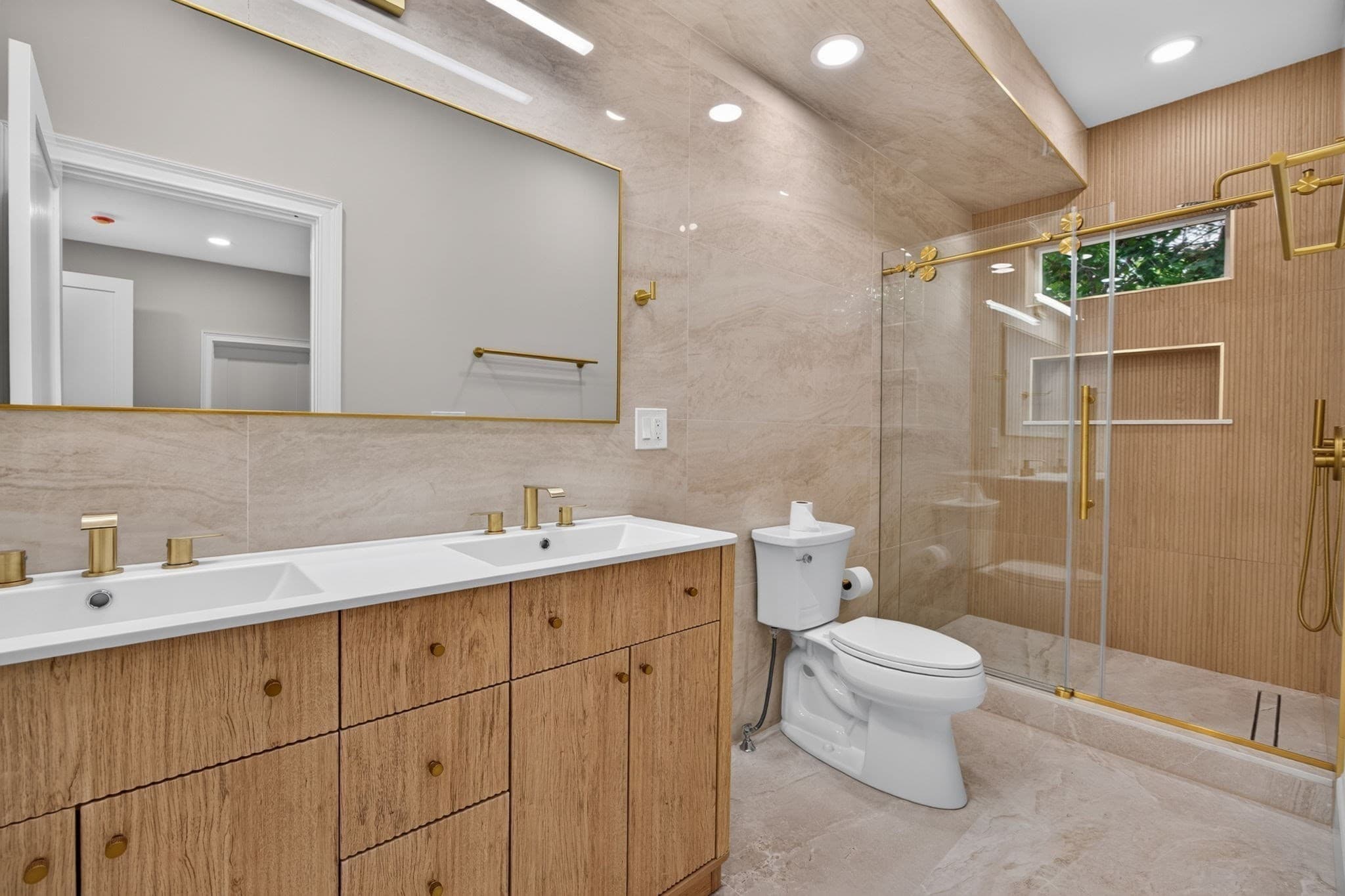 Condominium at 737 Somerville Ave # B, Somerville MA 02143, Somerville, photo 12 of 19