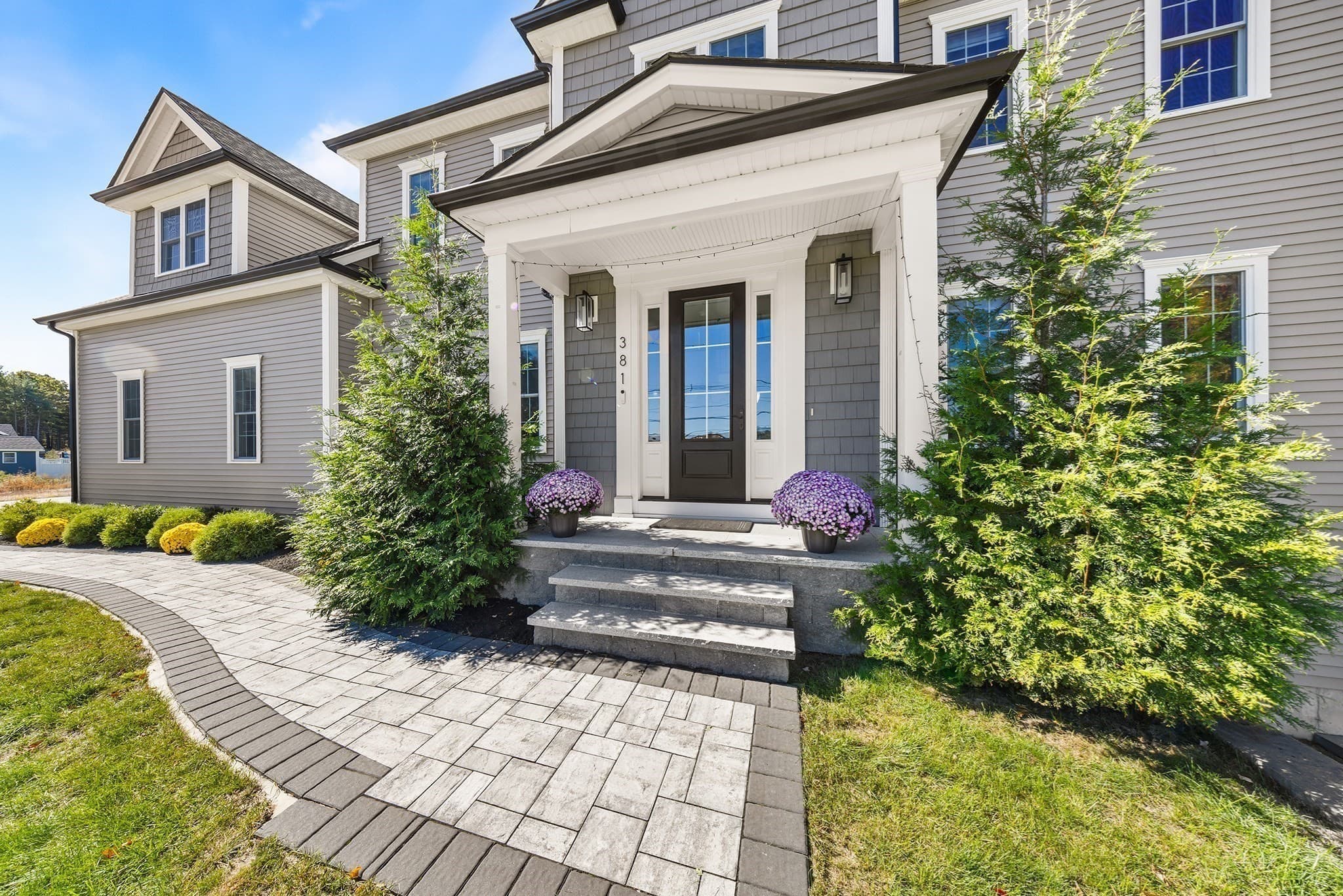 Single Family Residence at 381 Prospect St, Franklin MA 02038, Franklin, photo 2 of 42