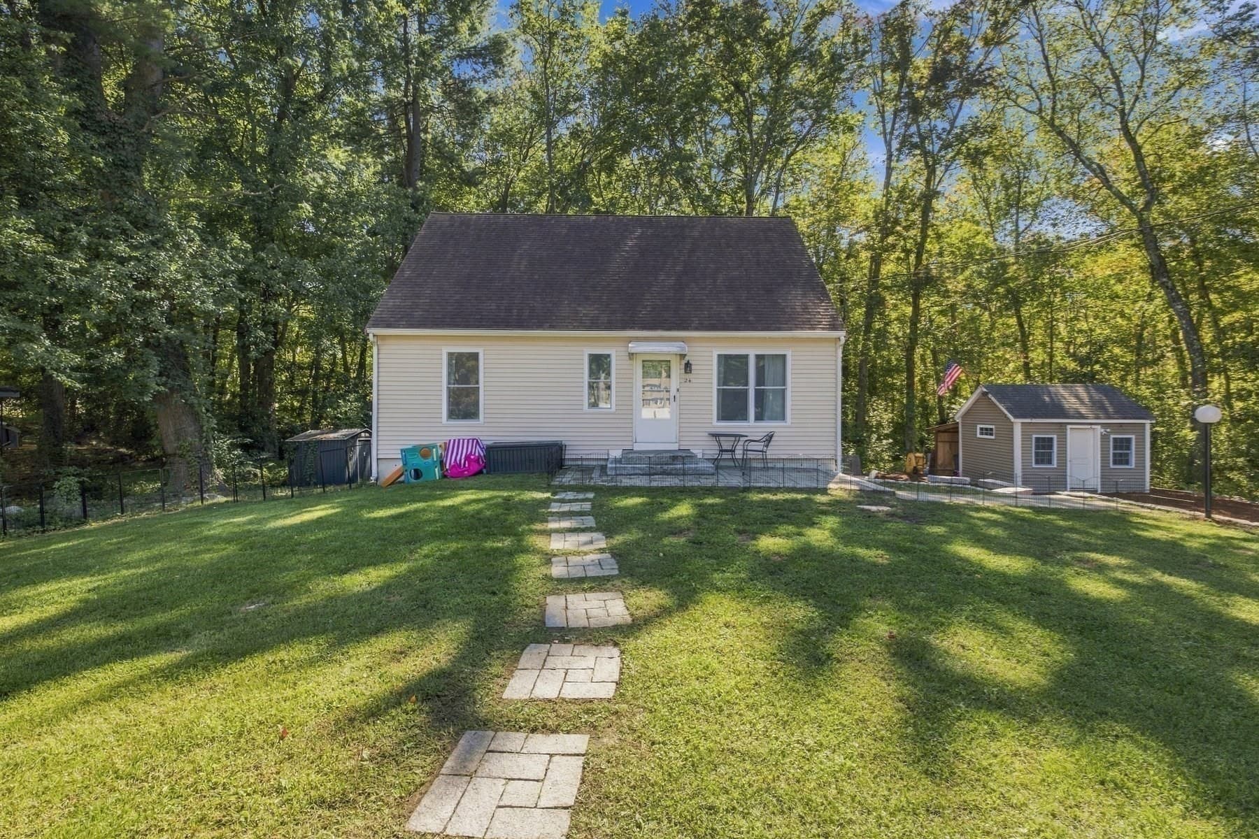 24 Morse Ave, Wilmington MA 01887