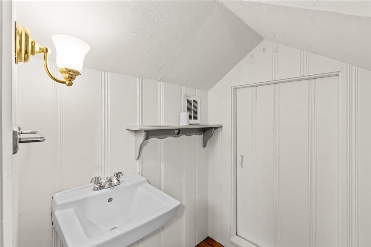 Single Family Residence at 8 Forest Ave, Cohasset MA 02025, Cohasset, photo 23 of 33